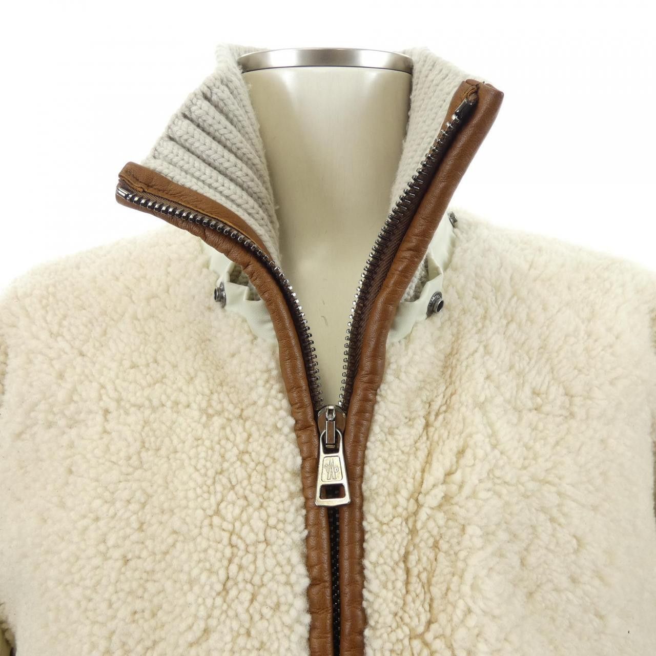 Moncler Moncler Moncler DELAGRANGE Down Jacket Textile Outerwear DELAGRANGE DUTY FREE for USA Size ONE SIZE - 5 Thumbnail