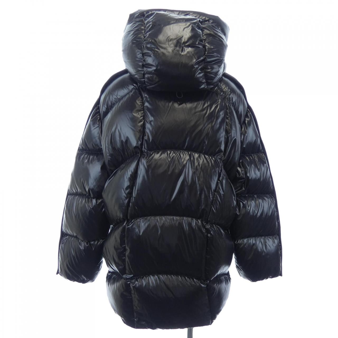 Moncler Moncler Moncler Genius Beiser Down Jacket Textile Outerwear BEISER DUTY FREE for USA Size ONE SIZE - 2 Thumbnail