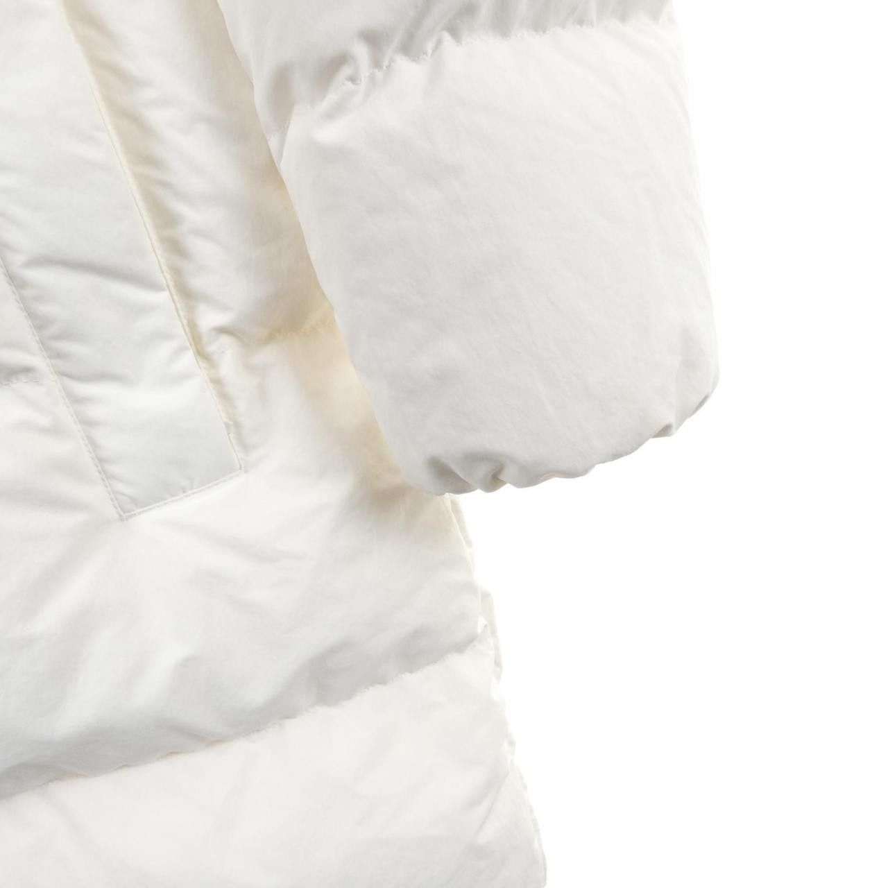 Moncler Moncler Moncler GOELO Down Coat Others Outerwear GOELO DUTY FREE for USA Size ONE SIZE - 7 Thumbnail