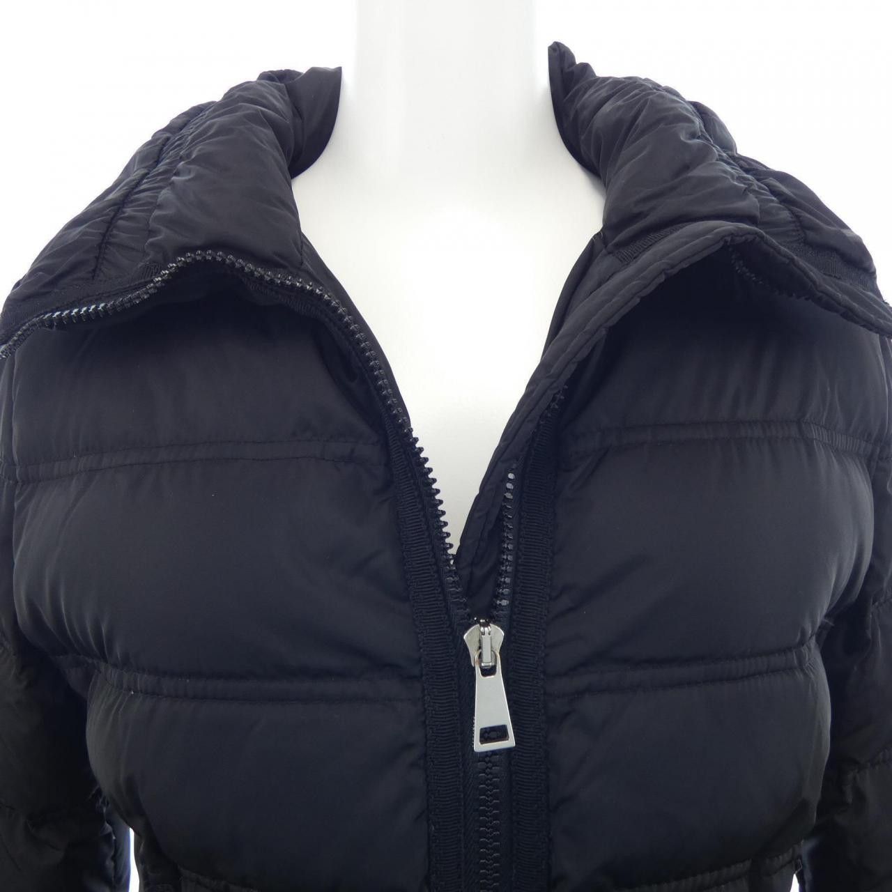 Moncler Moncler Moncler ACCENTEUR Down Coat Textile Outerwear ACCENTEUR DUTY FREE for USA Size ONE SIZE - 6 Thumbnail