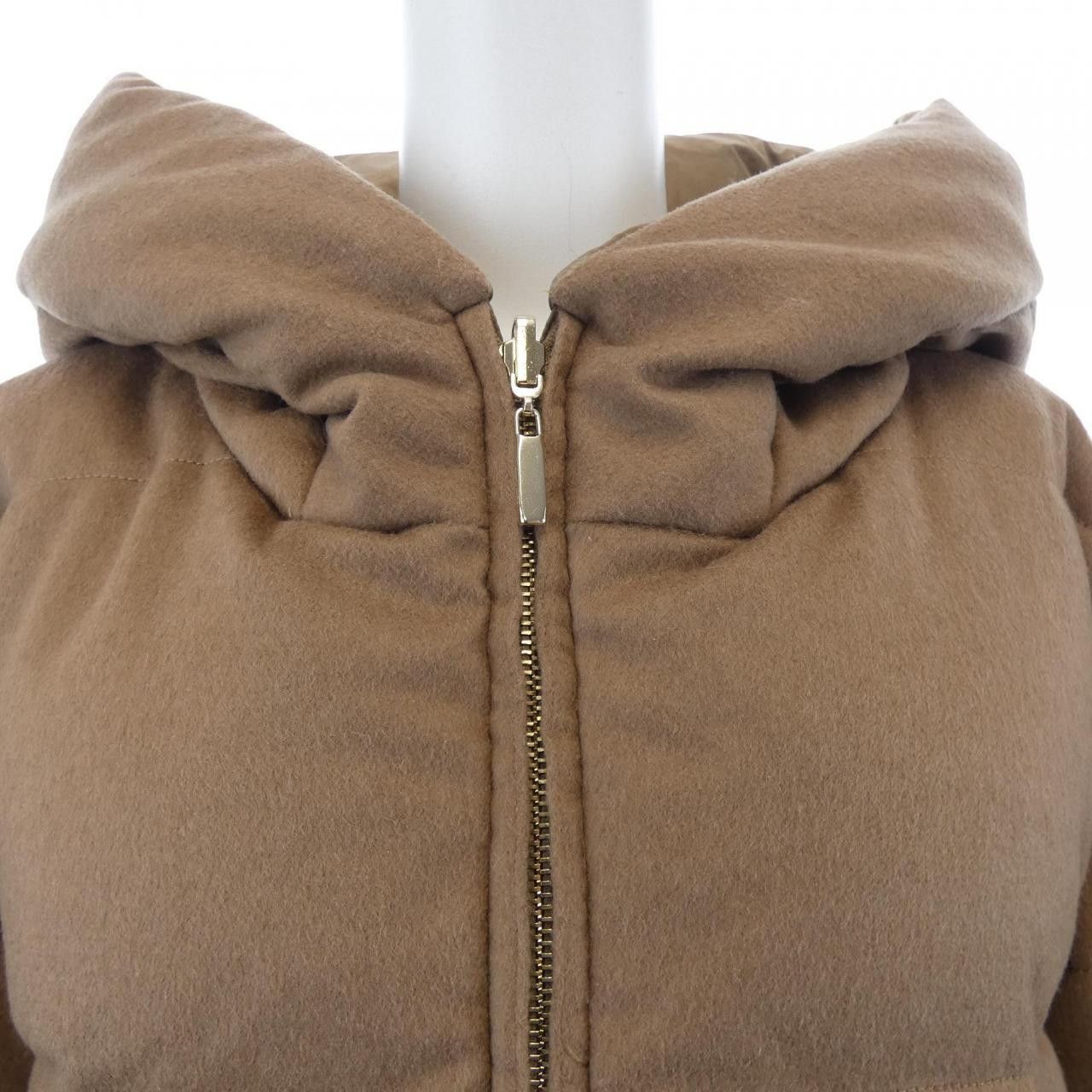 Max Mara Max Mara Max Mara DALIA Camel Down Jacket Textile Outerwear 948614 DUTY FREE for USA Size ONE SIZE - 6 Thumbnail
