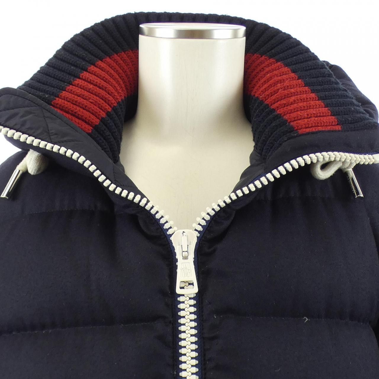 Moncler Moncler Moncler GARTEMPE Down Jacket Textile Outerwear GARTEMPE DUTY FREE for USA Size ONE SIZE - 6 Thumbnail