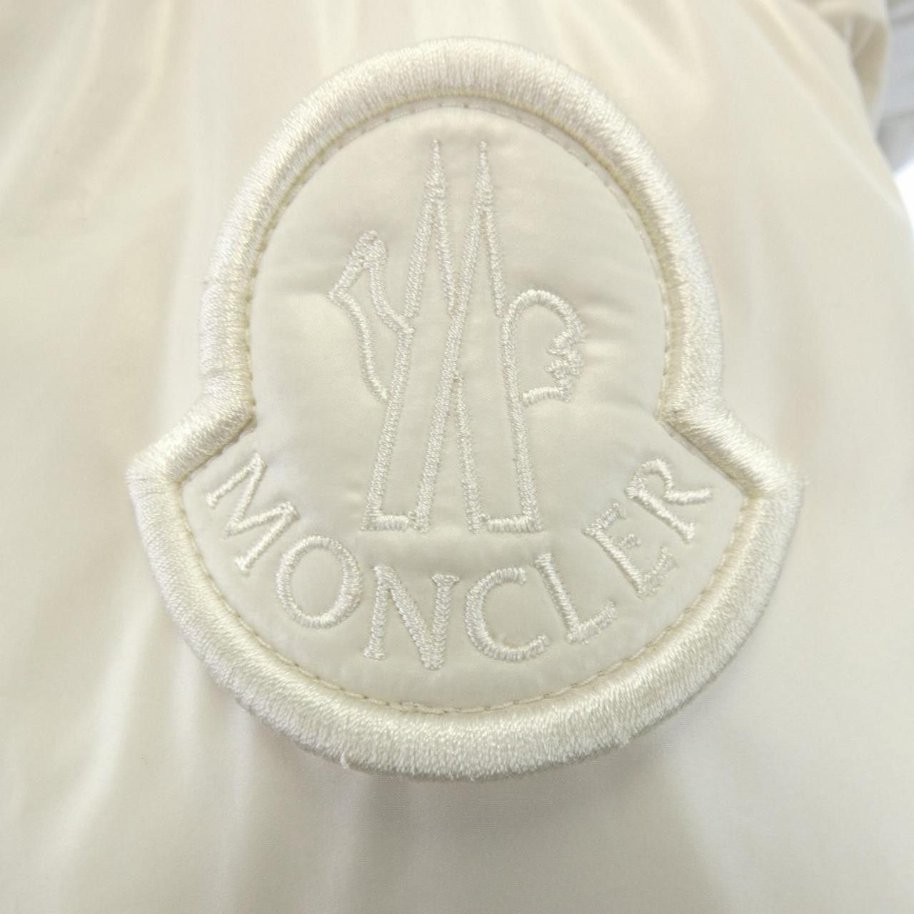 Moncler Moncler Moncler CORNEILLE Down Jacket Others Outerwear CORNEILLE DUTY FREE for USA Size ONE SIZE - 10 Thumbnail