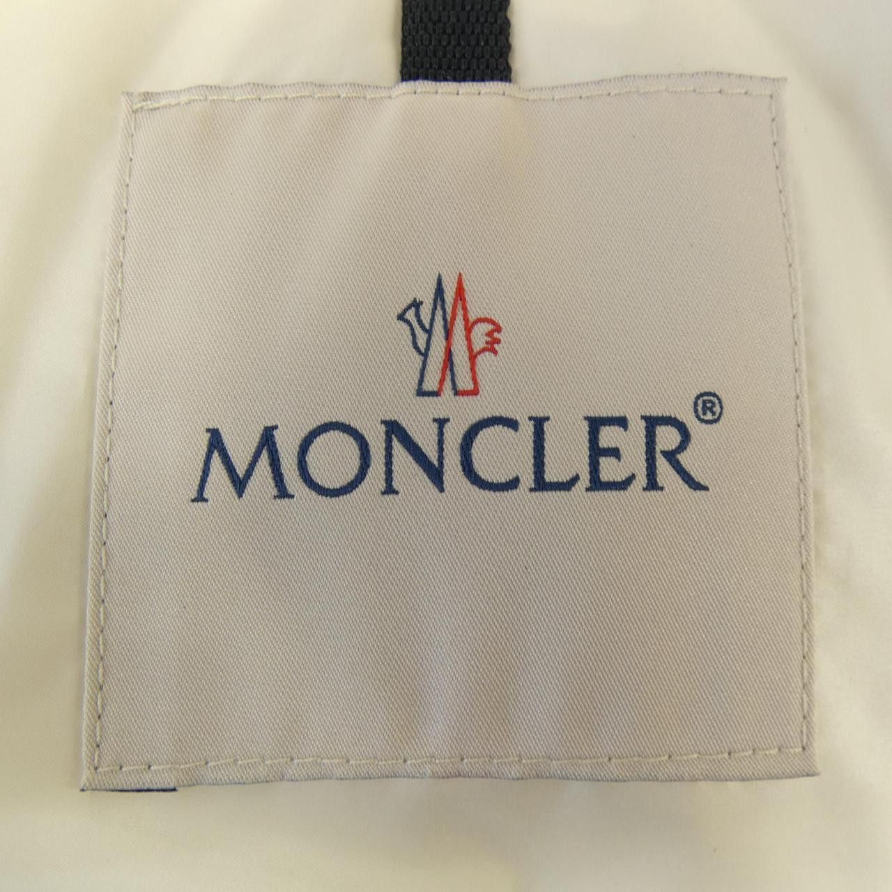 Moncler Moncler Moncler CORNEILLE Down Jacket Others Outerwear CORNEILLE DUTY FREE for USA Size ONE SIZE - 6 Thumbnail