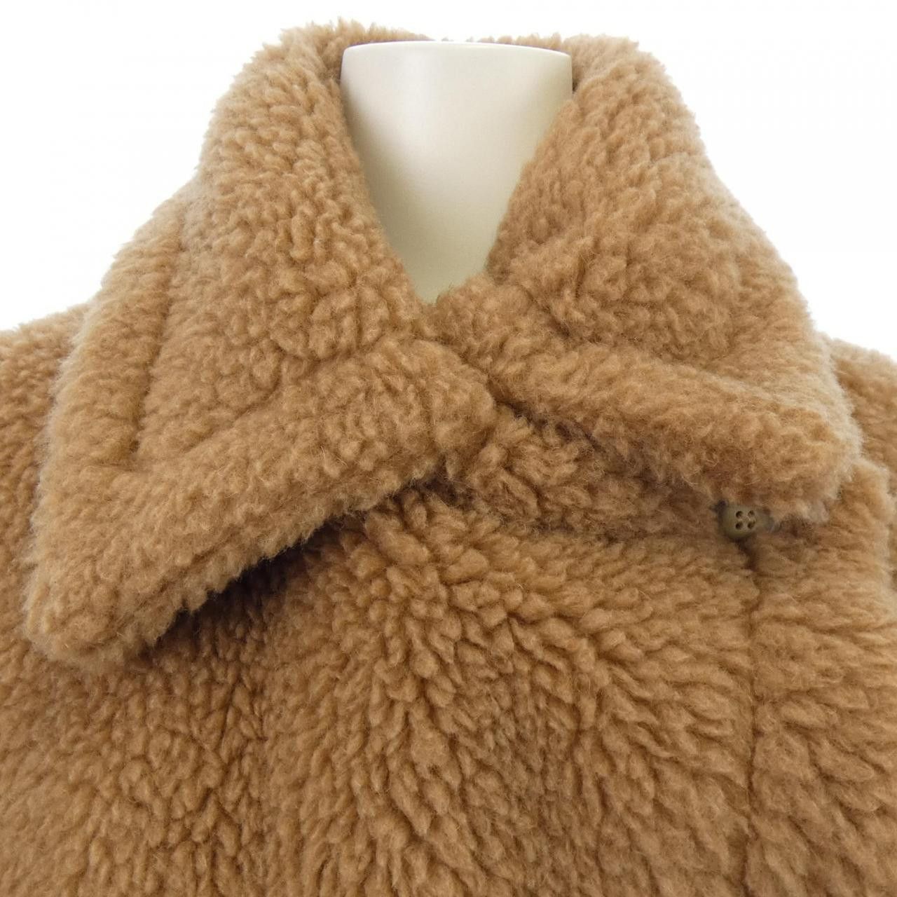 Max Mara Max Mara Max Mara TEBE camel silk cape Textile Outerwear 473607 DUTY FREE for USA Size ONE SIZE - 5 Thumbnail