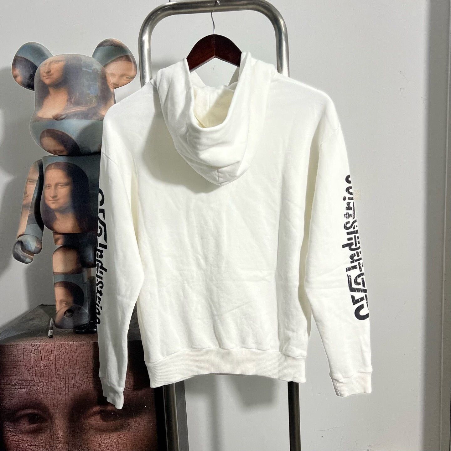 Givenchy Givenchy Retro Hoodie xs Men Size US XS / EU 42 / 0 - 2 Thumbnail