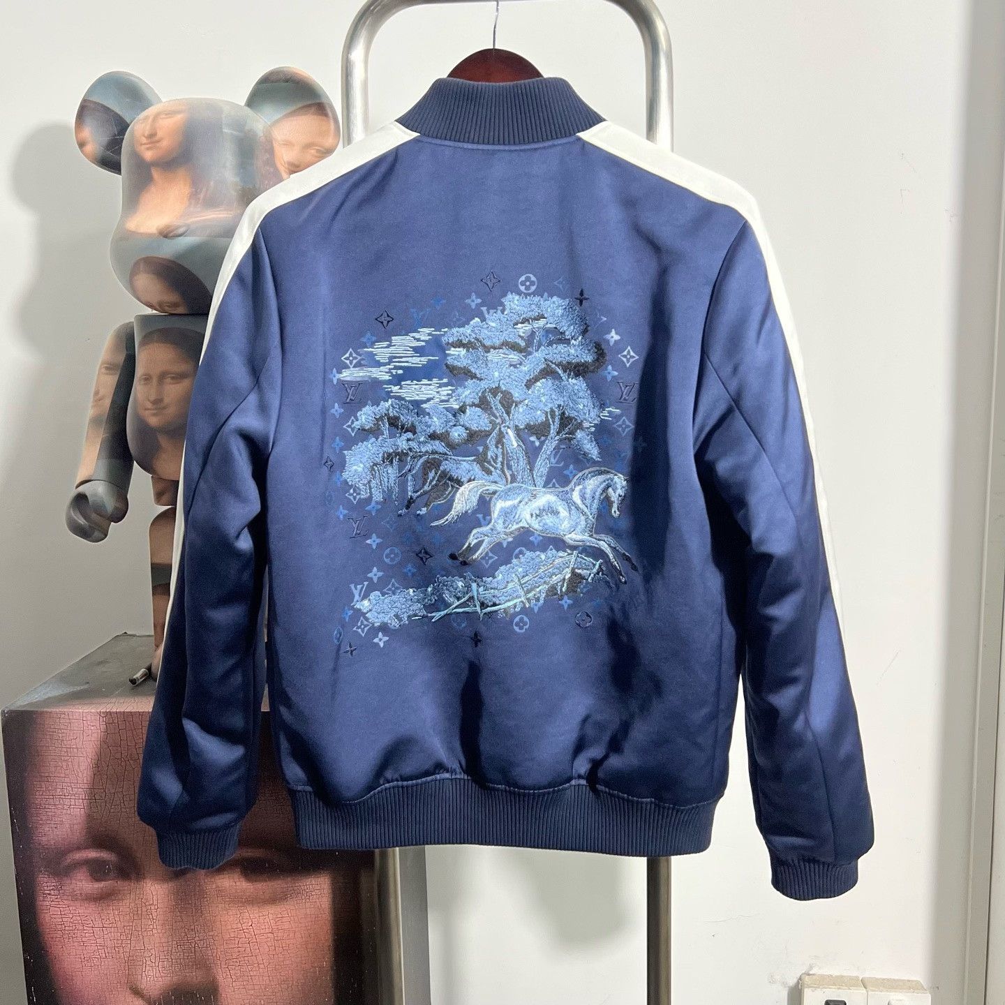 Louis Vuitton Louis Vuitton Light Jacket m Men Size US M / EU 48-50 / 2 - 2 Thumbnail