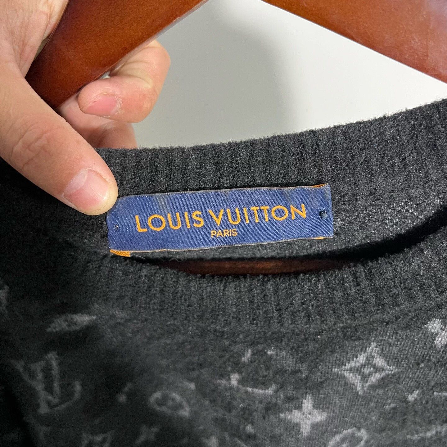 Louis Vuitton Louis Vuitton Sweater xl Men Size US XL / EU 56 / 4 - 3 Thumbnail