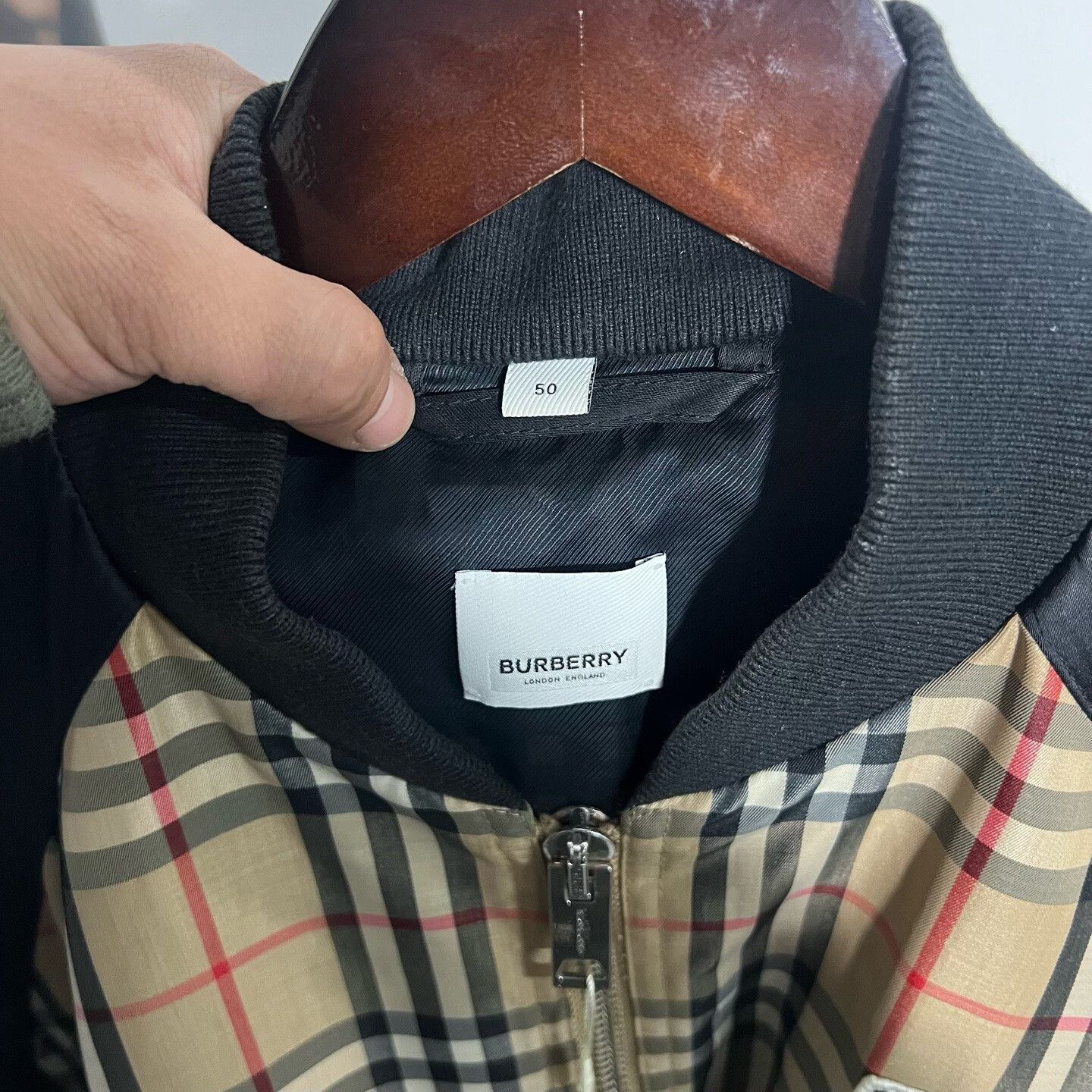 Burberry Burberry Plaid Light Jacket xl Men Size US XL / EU 56 / 4 - 3 Thumbnail