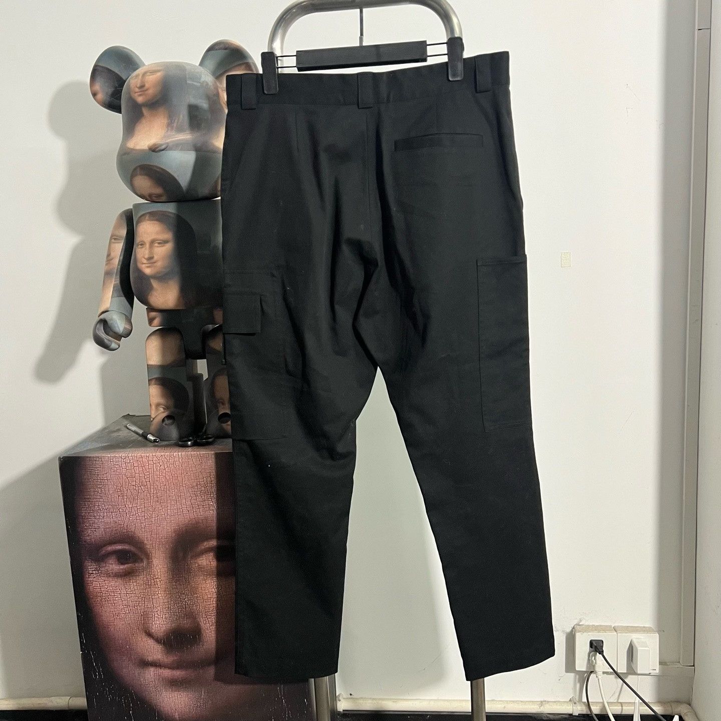 Louis Vuitton Louis Vuitton Cargo Black Casual Pants 28 Men Size US 28 / EU 44 - 2 Thumbnail