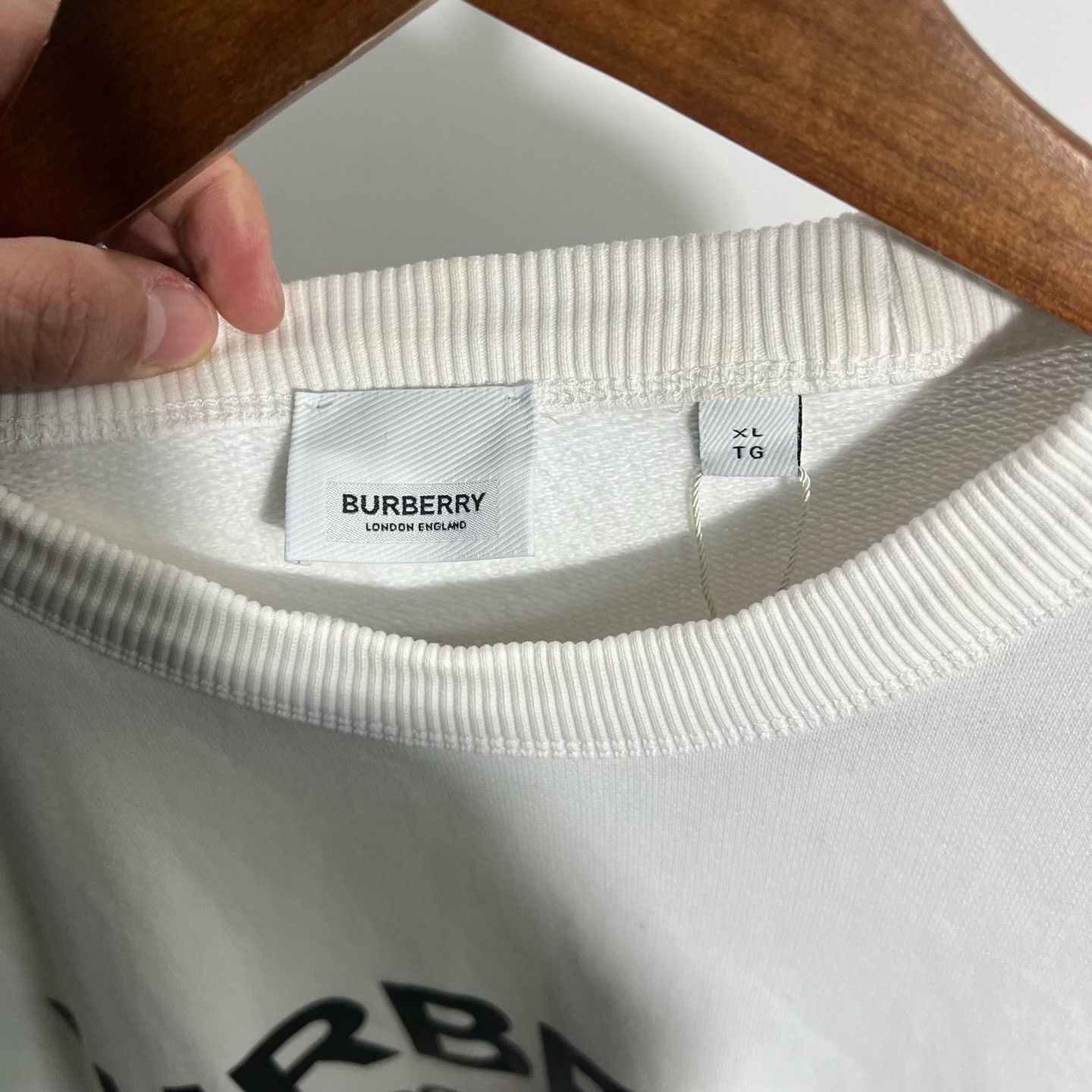 Burberry Burberry Hoodie xl Men Size US XL / EU 56 / 4 - 3 Thumbnail