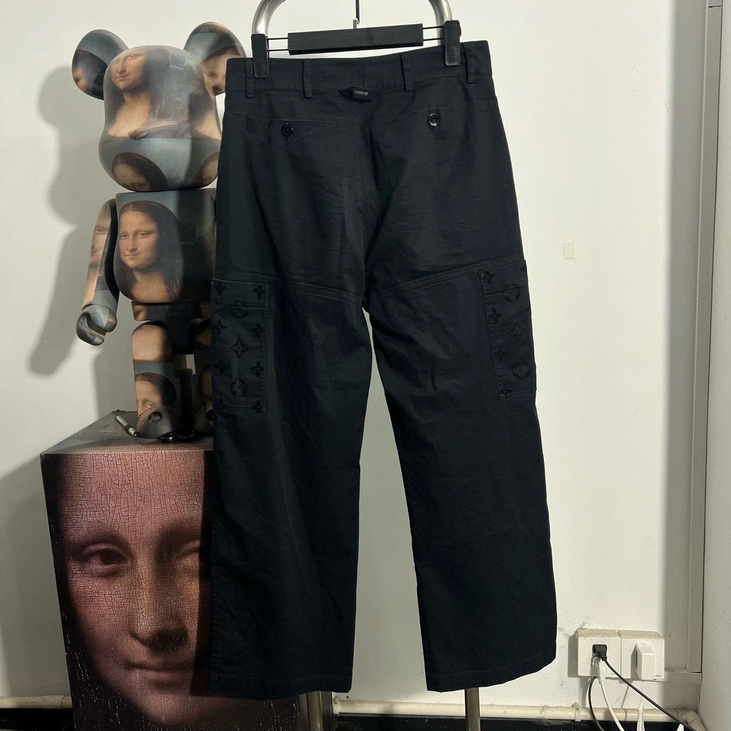 Louis Vuitton Louis Vuitton Casual Pants 34 Men Size US 34 / EU 50 - 2 Thumbnail
