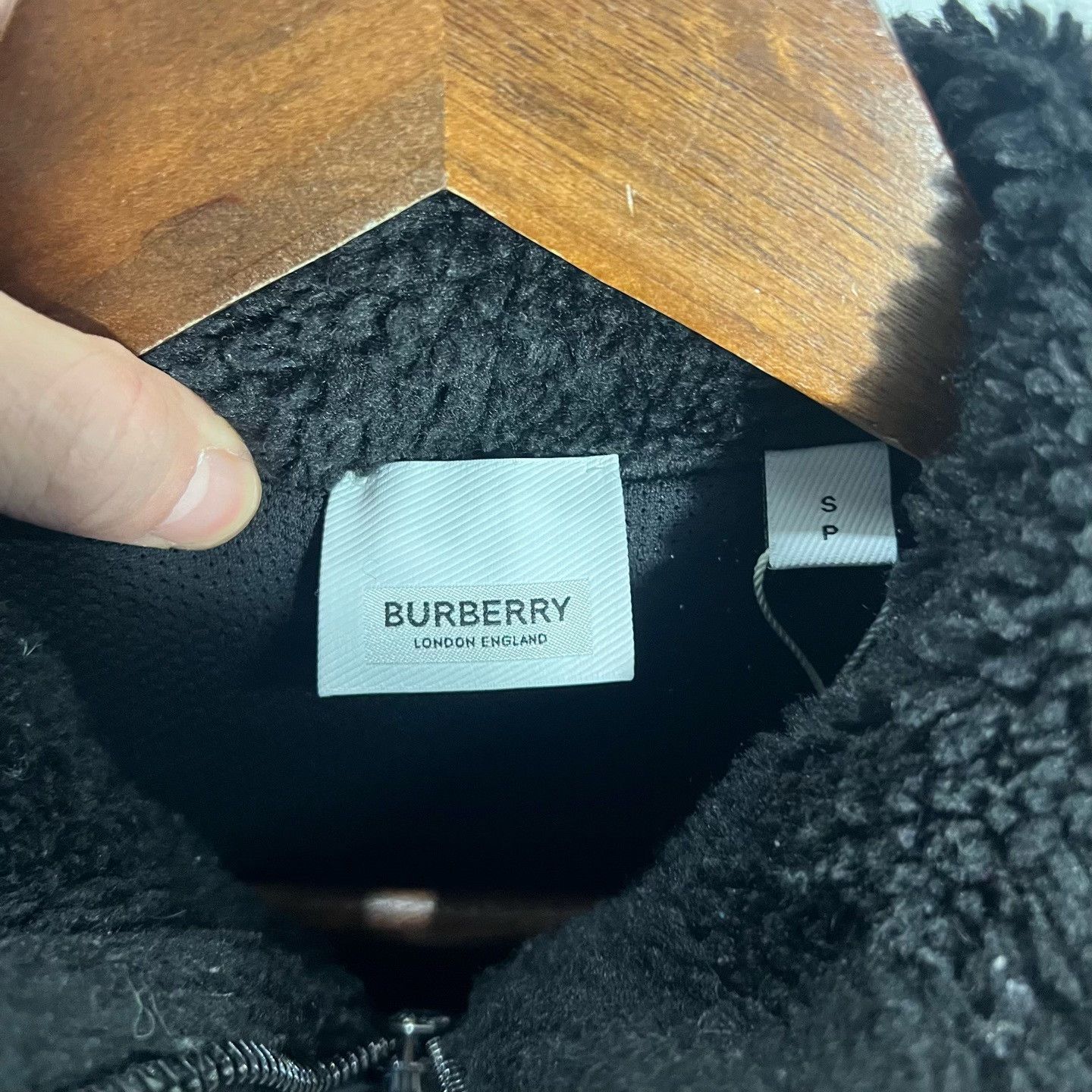 Burberry Burberry Black Light Jacket s Men Size US S / EU 44-46 / 1 - 3 Thumbnail