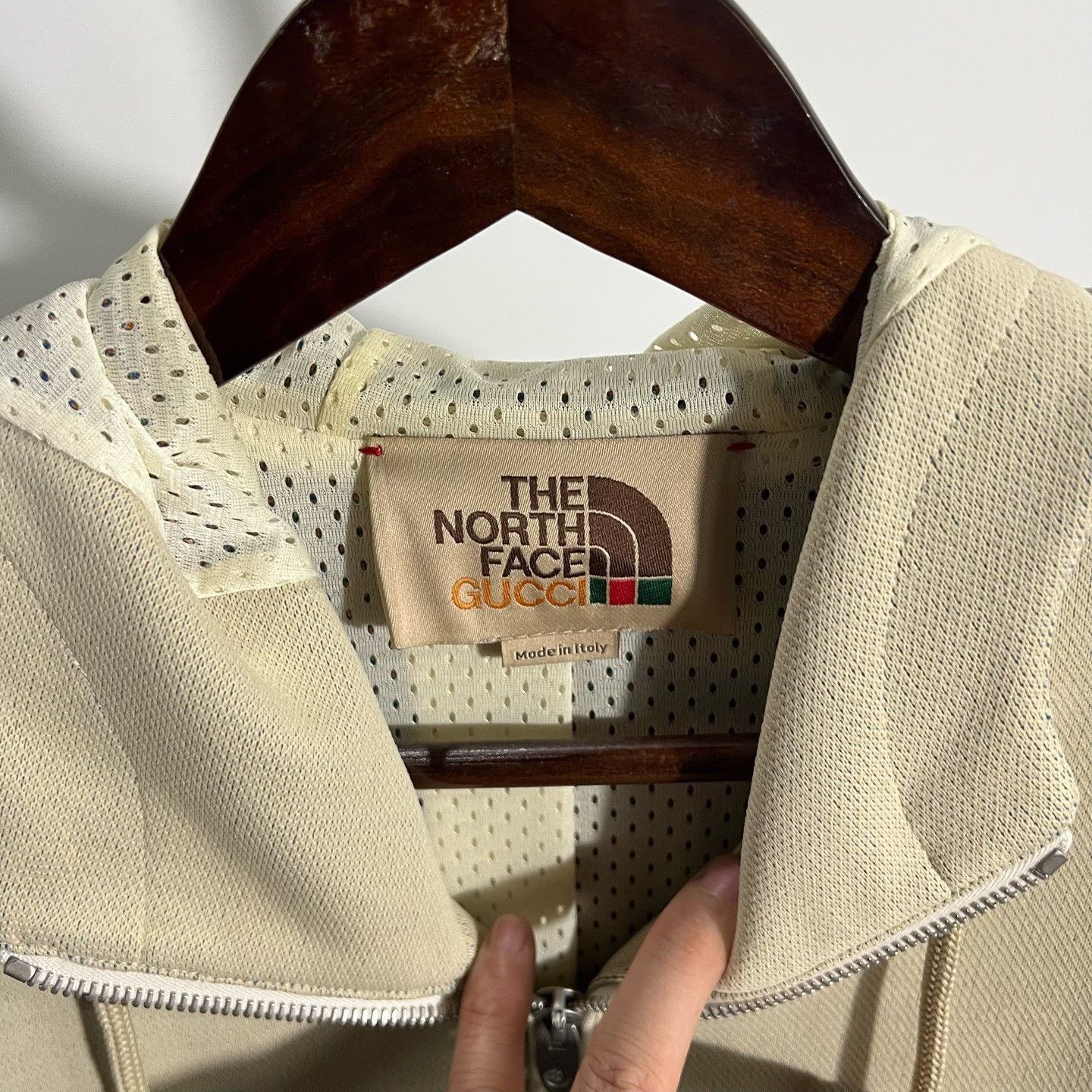 Gucci Gucci Jacket M Women Size M / US 6-8 / IT 42-44 - 3 Thumbnail