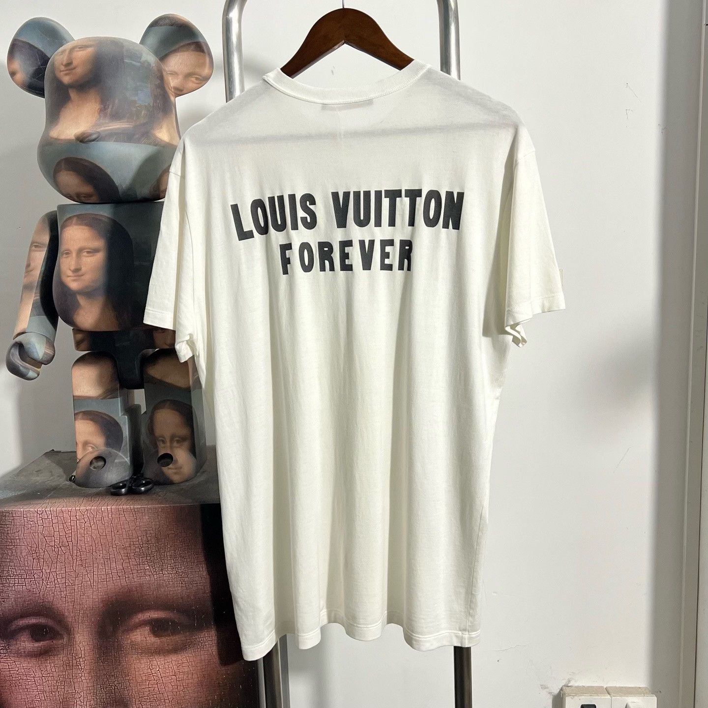 Louis Vuitton Louis Vuitton Retro T-Shirt s Men Size US S / EU 44-46 / 1 - 2 Thumbnail