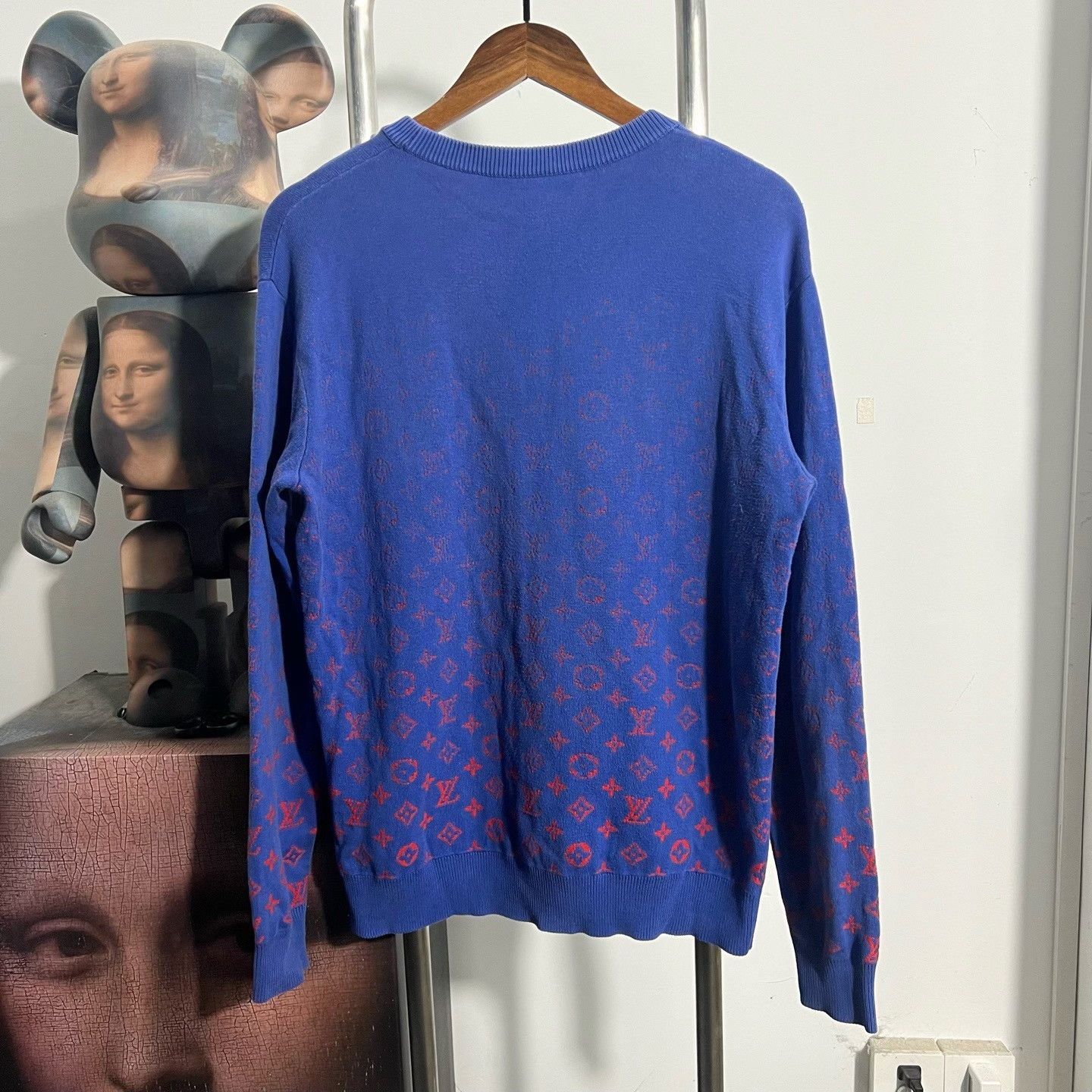 Louis Vuitton Louis Vuitton Tie-Dye Gradient Multi Sweater XS Women Size XS / US 0-2 / IT 36-38 - 2 Thumbnail