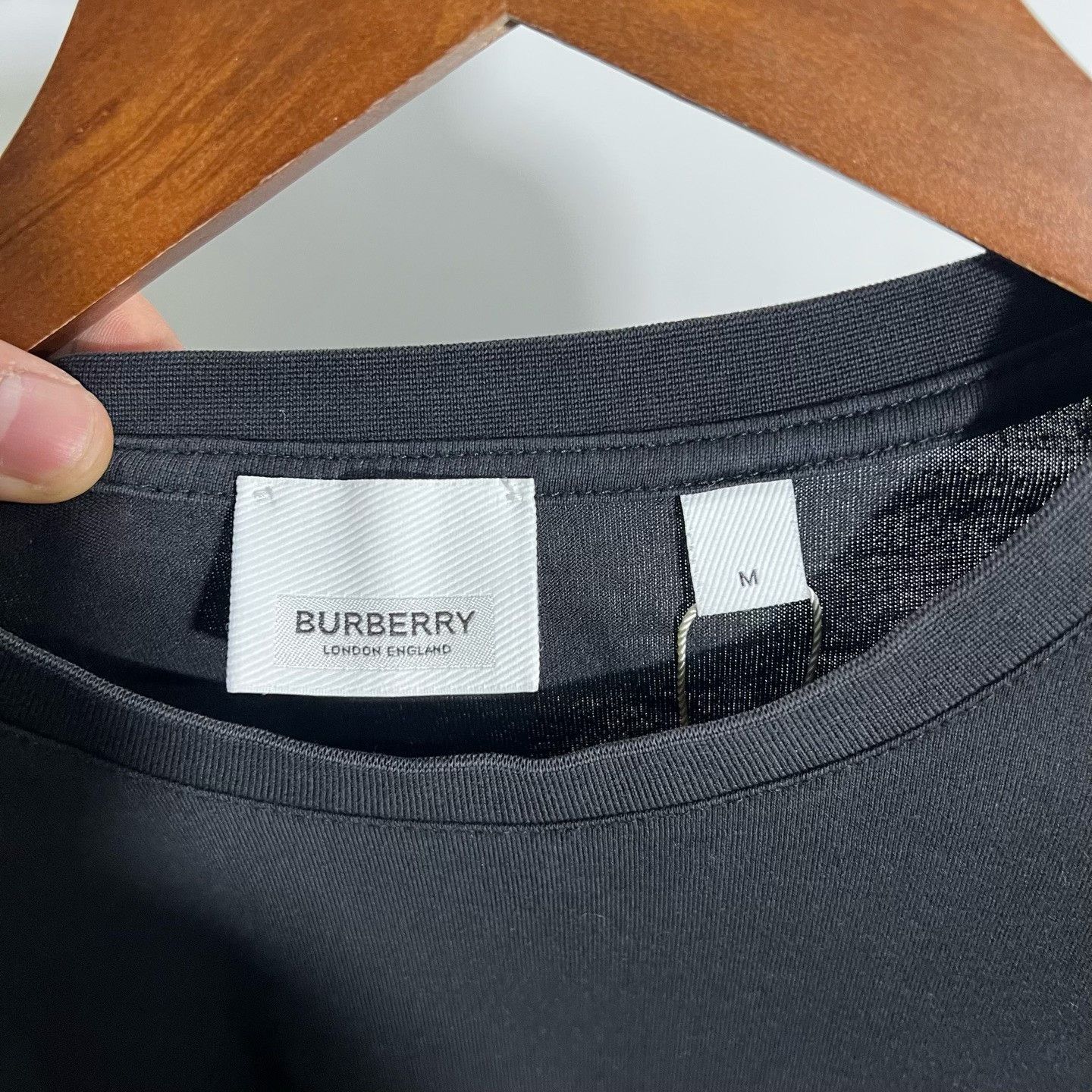 Burberry Burberry Embroidered T-Shirt m Men Size US M / EU 48-50 / 2 - 3 Thumbnail
