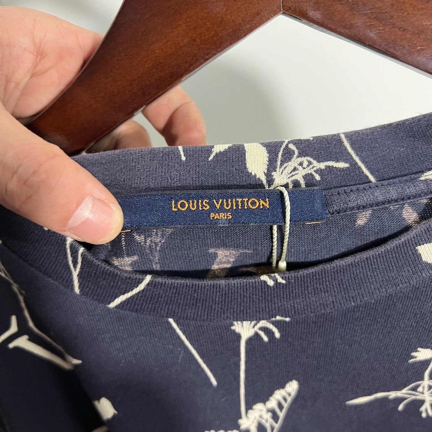 Louis Vuitton Louis Vuitton T-Shirt L Women Size L / US 10 / IT 46 - 3 Thumbnail