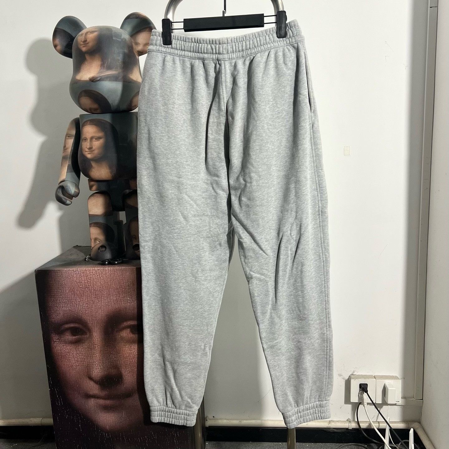 Burberry Burberry Embroidered Casual Pants 30 Men Size US 30 / EU 46 - 2 Thumbnail
