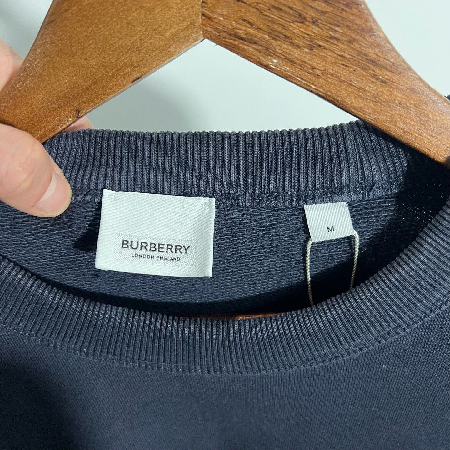 Burberry Burberry Embroidered Hoodie m Men Size US M / EU 48-50 / 2 - 3 Thumbnail