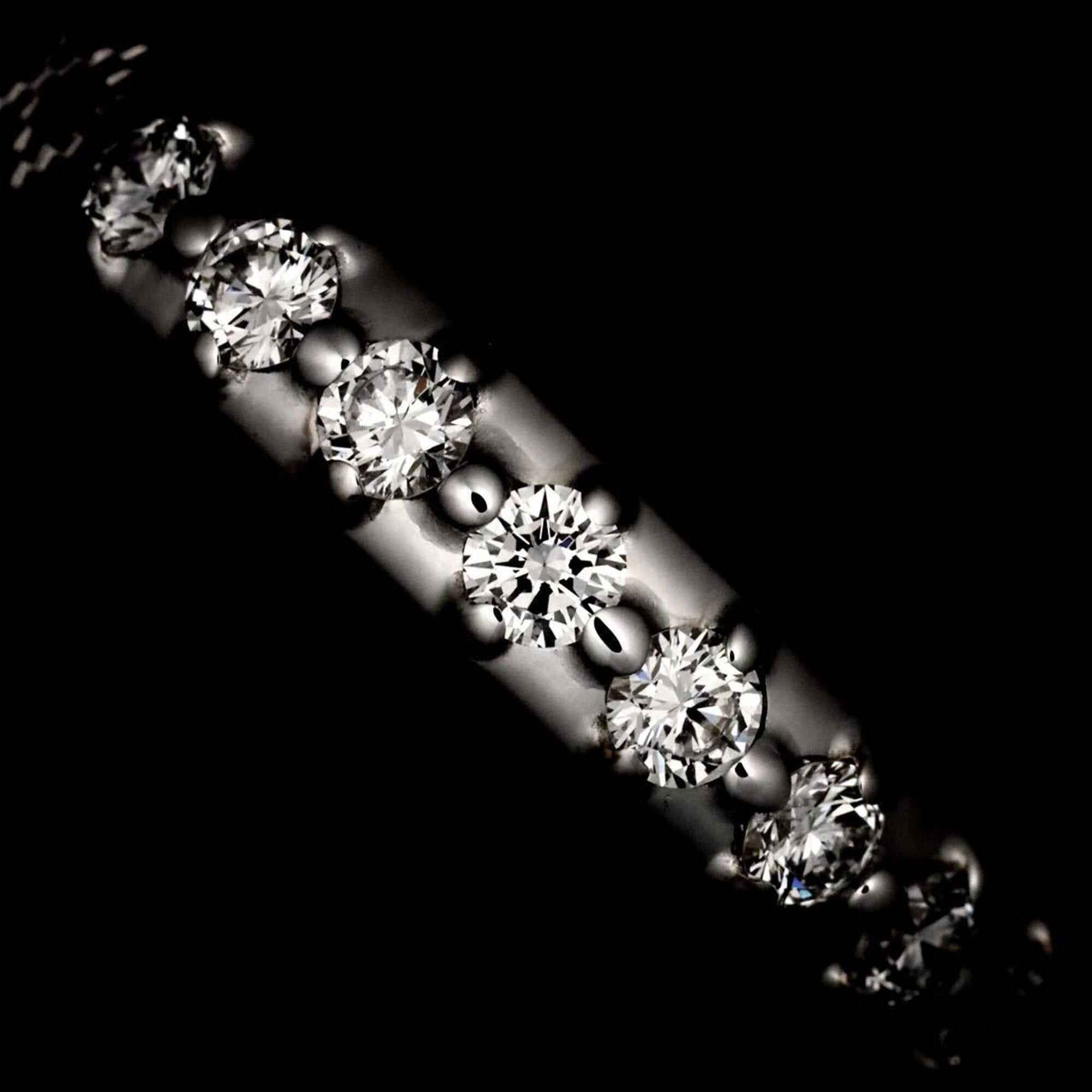 Gucci Gucci Diamantissima #8 Ring with Diamonds, 18K White Gold (750) Size ONE SIZE - 6 Thumbnail
