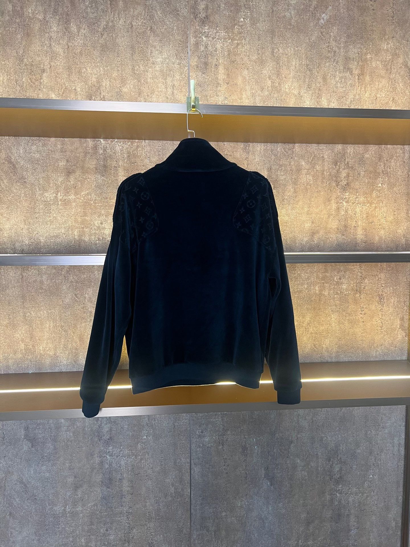 Louis Vuitton Louis Vuitton Black Velvet Embossed Logo Half-Zip Top Size M / US 6-8 / IT 42-44 - 2 Thumbnail