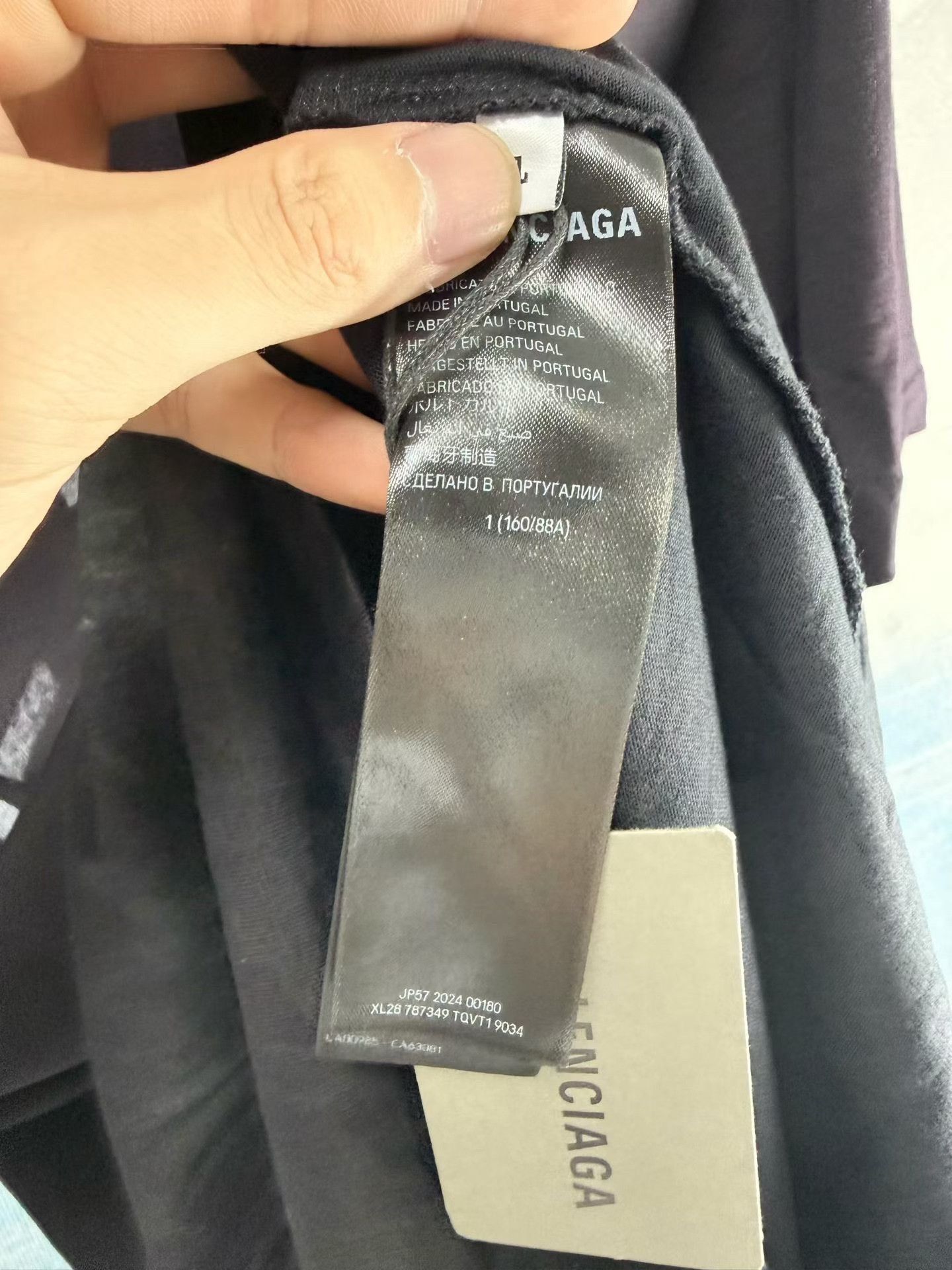 Balenciaga Balenciaga Black Metal Double B Mud-Dyed Tee Size US S / EU 44-46 / 1 - 4 Thumbnail