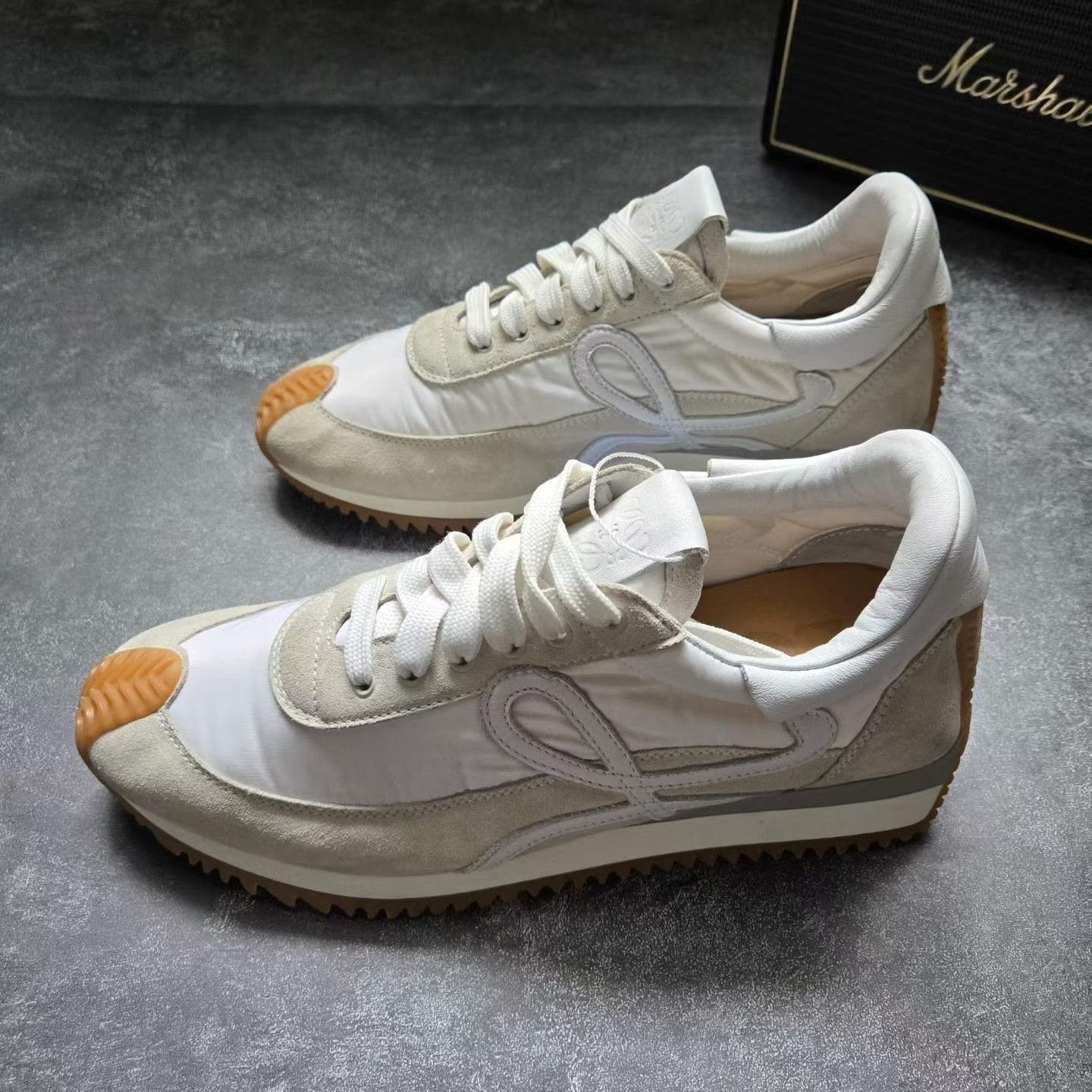 Loewe LOEWE RUNNER FLOW Running Shoes Size US 7 / IT 37 - 2 Thumbnail