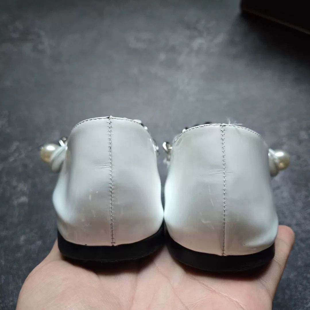 Miu Miu Miu Miu Pearl Buckle Patent Leather Flats Size US 4 / IT 34 - 6 Thumbnail