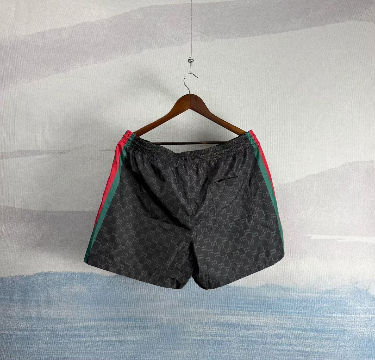 Gucci Gucci SS24 Black Red-Green Stripe Shorts Size US 36 / EU 52 - 3 Thumbnail