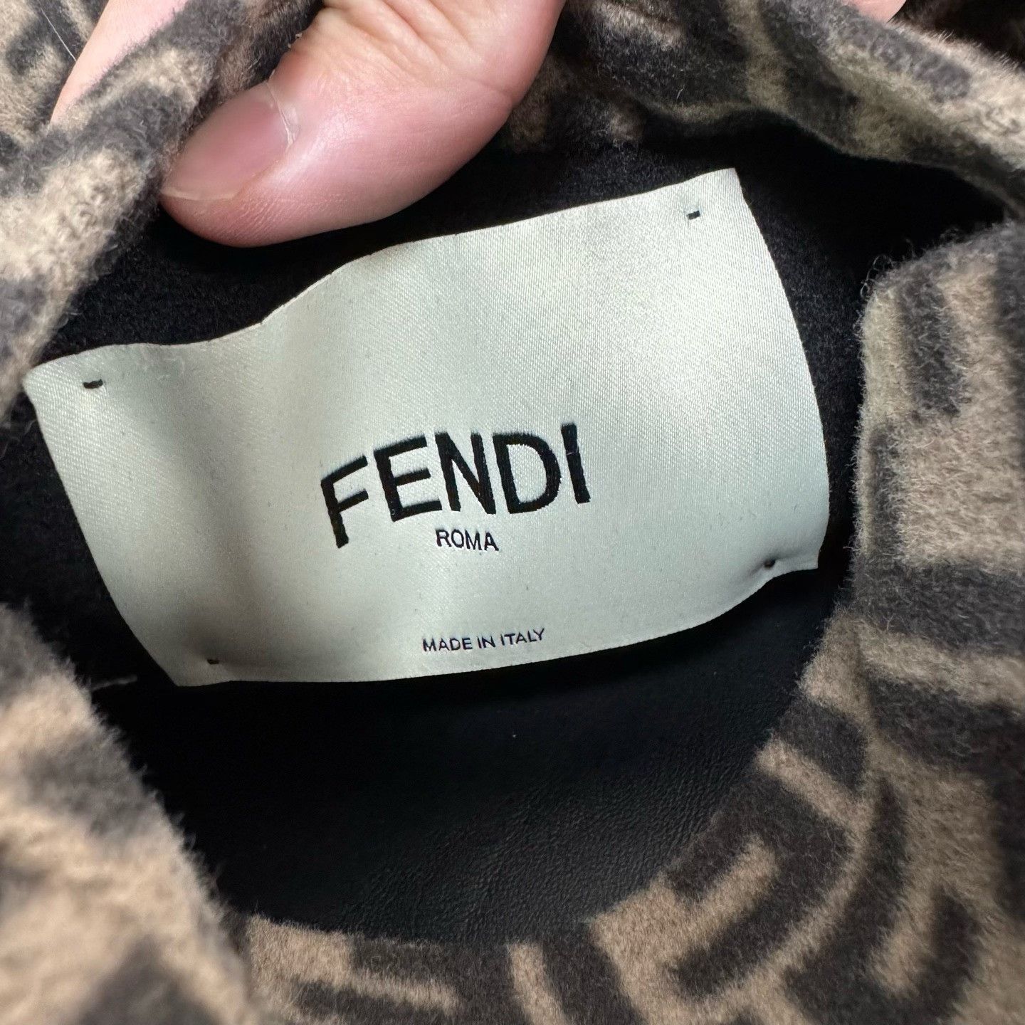 Fendi Fendi Monogram Reversible Fur Collar Wool Coat Size S / US 4 / IT 40 - 7 Thumbnail