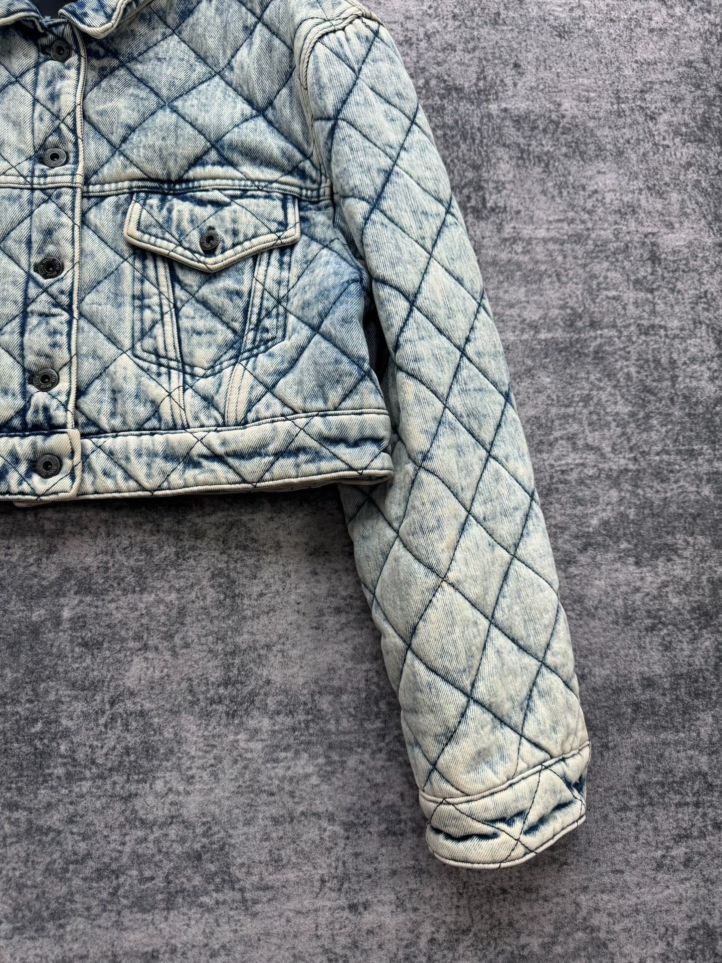 Miu Miu Miu Miu Washed Distressed Denim Jacket Size M / US 6-8 / IT 42-44 - 5 Thumbnail