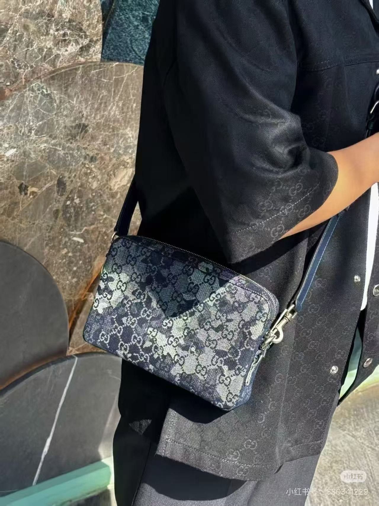 Gucci Gucci Tapestry Graffiti Monogram Denim Messenger Bag Size ONE SIZE - 7 Thumbnail