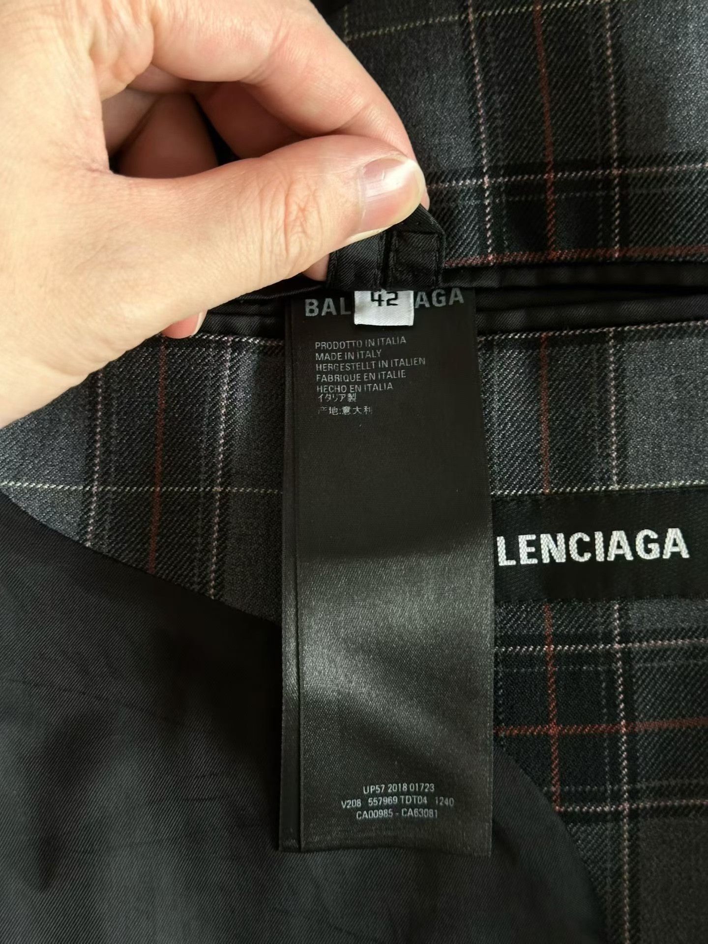 Balenciaga Balenciaga Plaid Sleeve Label Blazer Size US XS / EU 42 / 0 - 3 Thumbnail