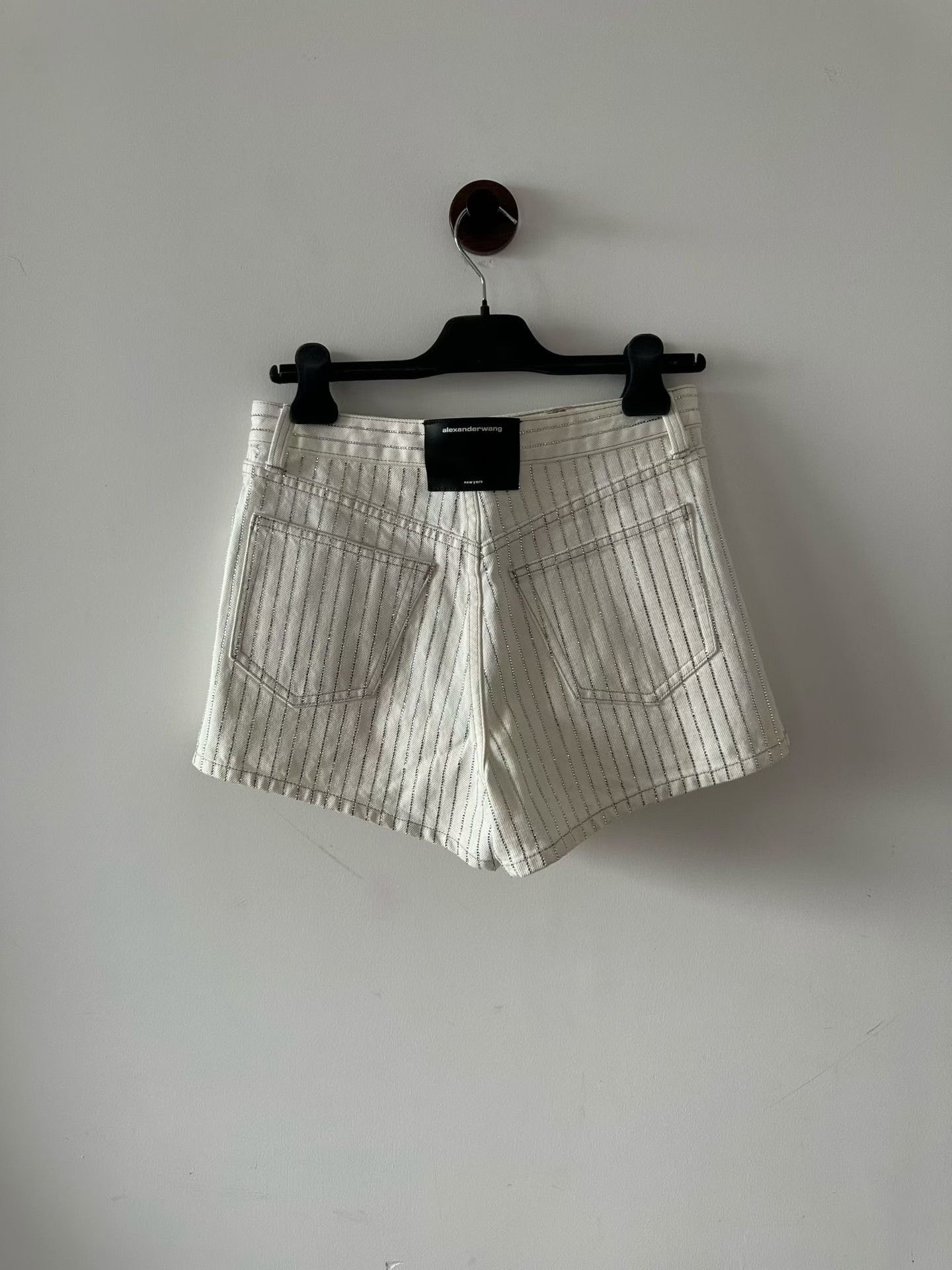 Alexander Wang Alexander Wang White Rhinestone Denim Shorts Size 26" / US 2 / IT 38 - 2 Thumbnail