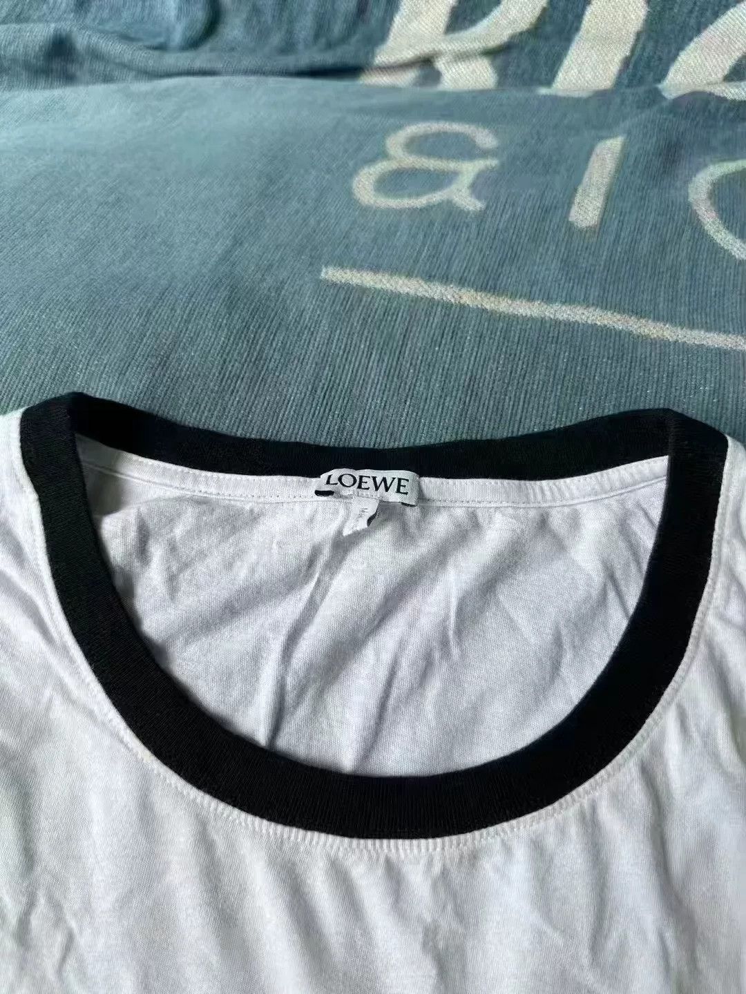 Loewe Loewe White Black Trim Embroidered Logo Tee Size US XXL / EU 58 / 5 - 2 Thumbnail