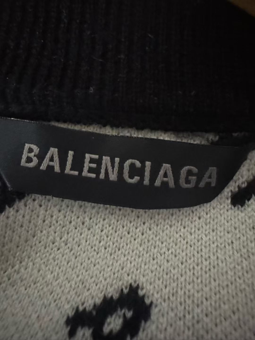 Balenciaga Balenciaga Black White Letter Knit Sweater Size XS / US 0-2 / IT 36-38 - 3 Thumbnail