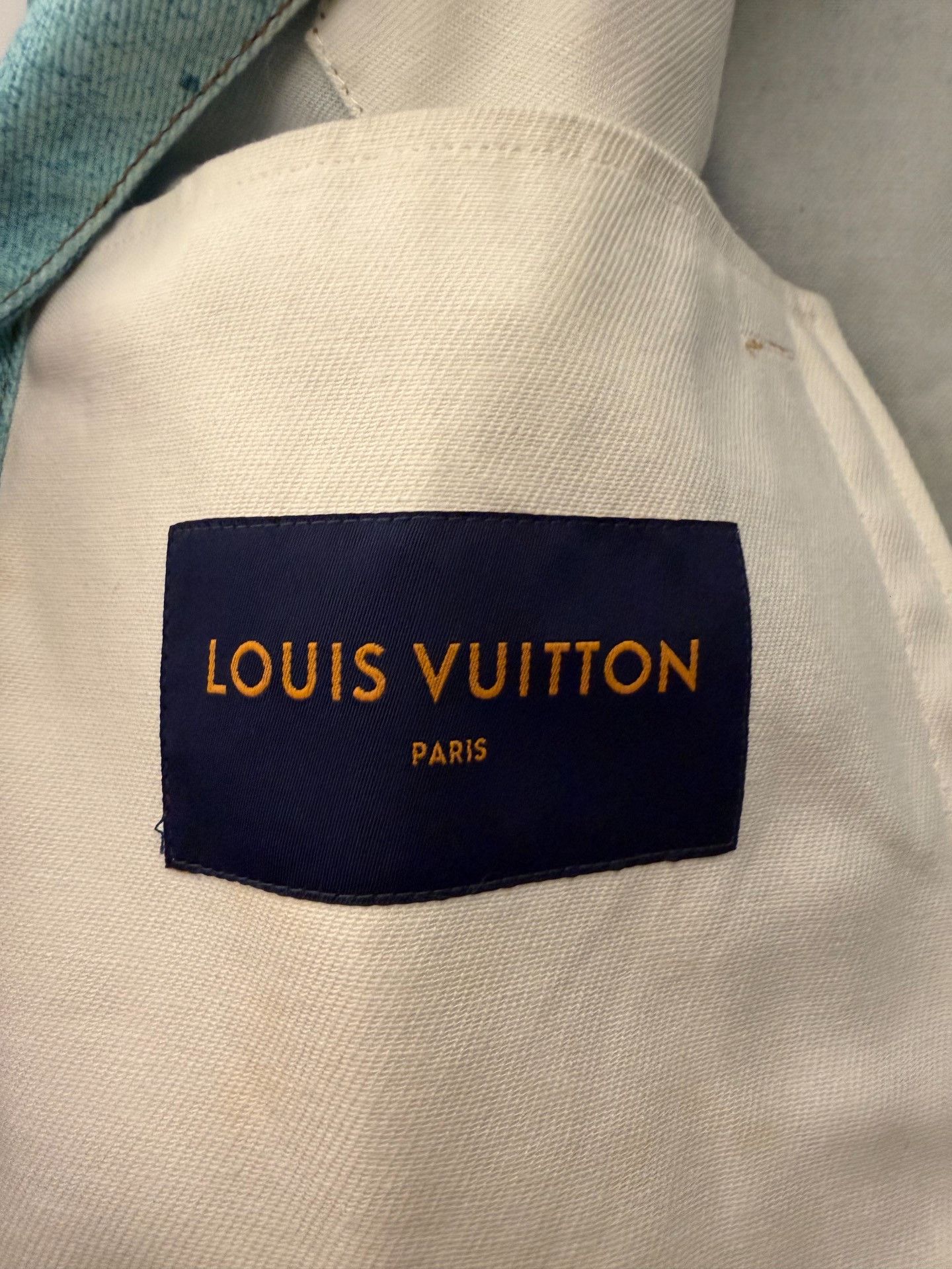 Louis Vuitton Louis Vuitton SS23 Spray Paint Denim Jacket 52 Size US L / EU 52-54 / 3 - 4 Thumbnail
