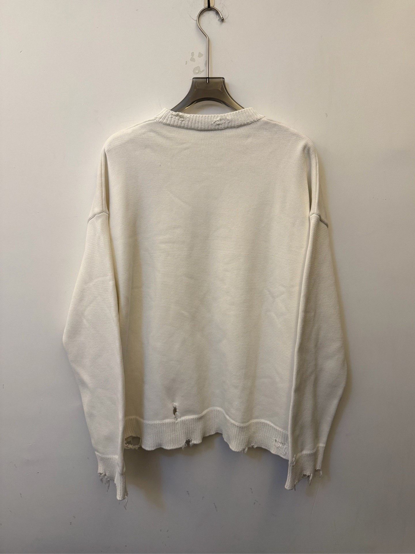 Balenciaga Balenciaga Distressed Logo Knit Sweater Size 3 Size US L / EU 52-54 / 3 - 3 Thumbnail