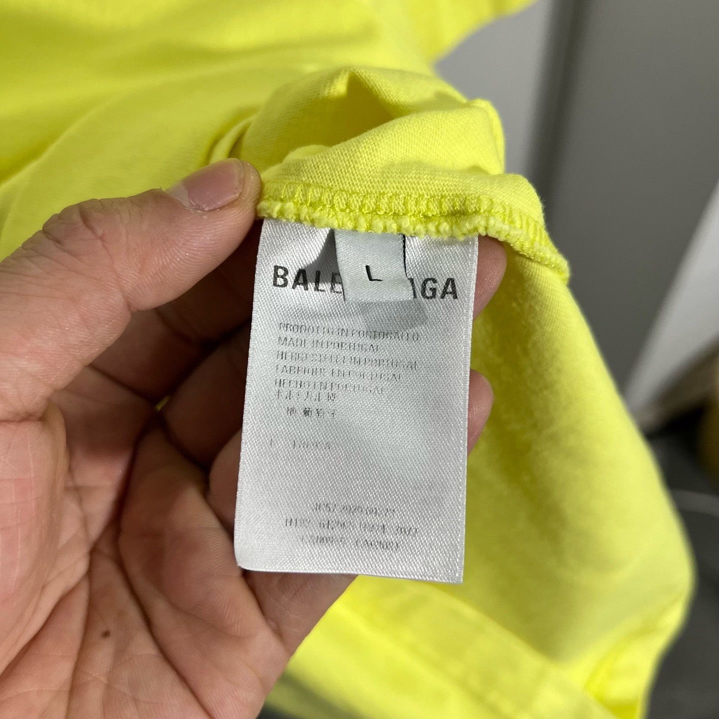 Balenciaga Balenciaga T-Shirt l Men Size US L / EU 52-54 / 3 - 4 Thumbnail