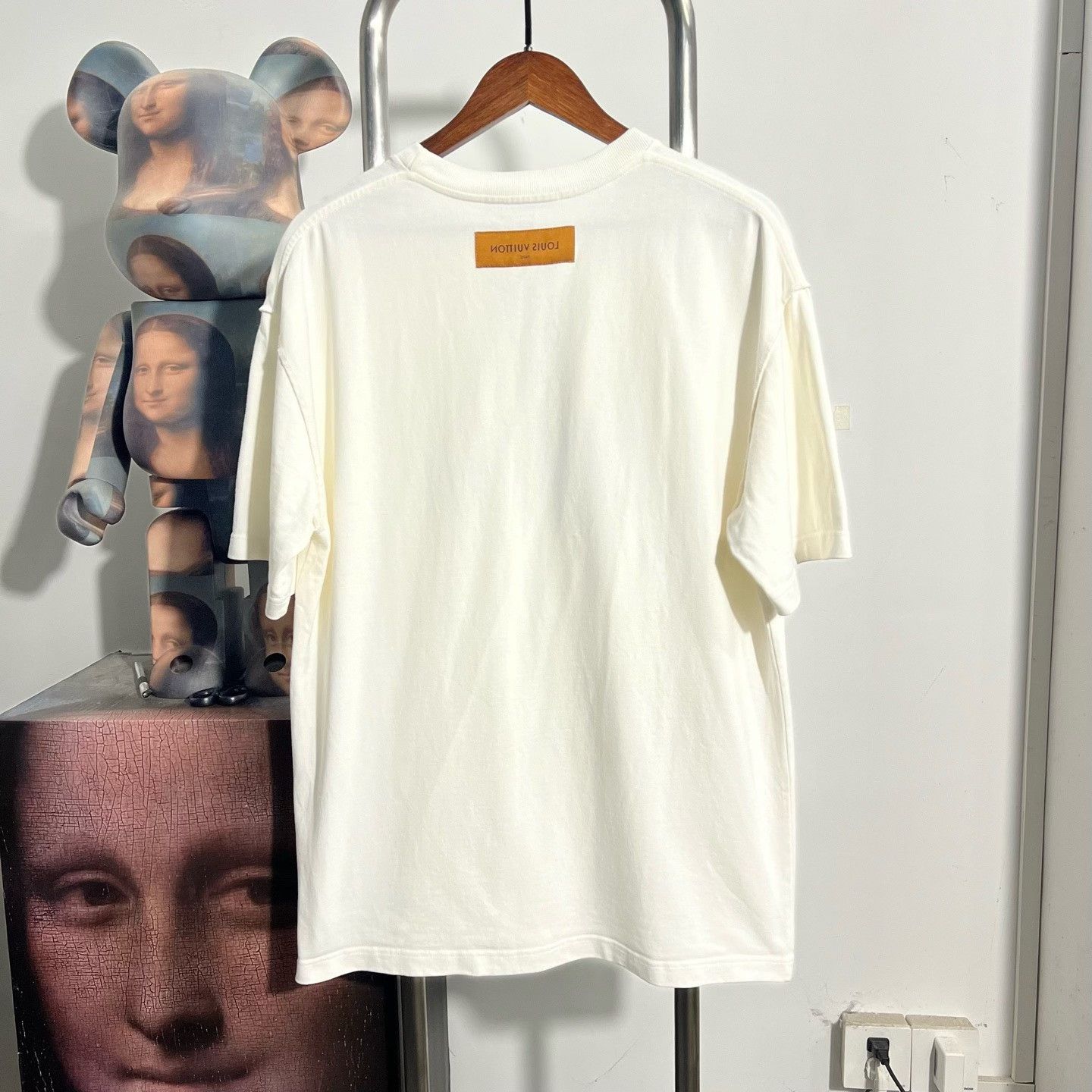 Louis Vuitton Louis Vuitton Rainbow Multi T-Shirt xl Men Size US XL / EU 56 / 4 - 2 Thumbnail