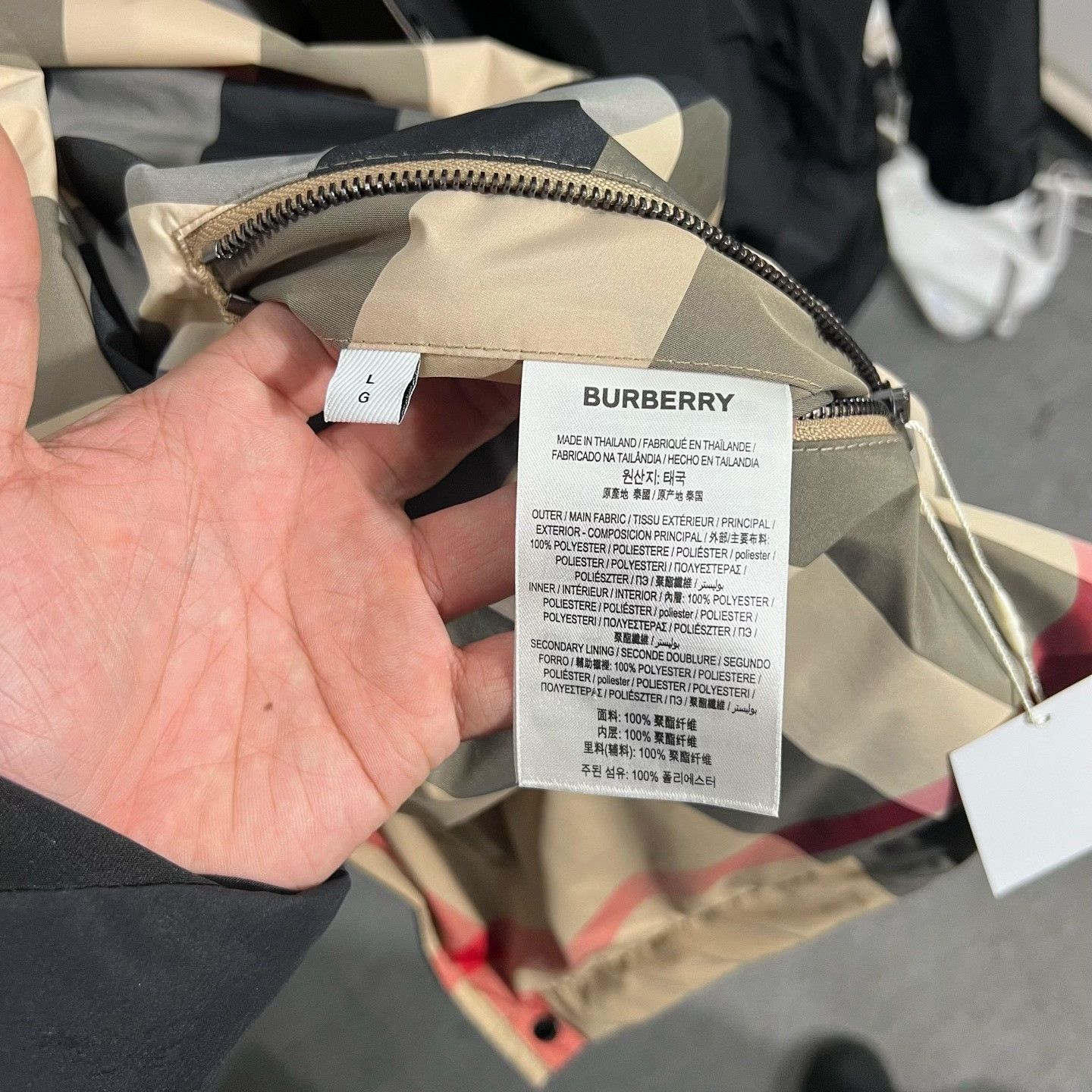 Burberry Burberry Plaid Light Jacket l Men Size US L / EU 52-54 / 3 - 4 Thumbnail