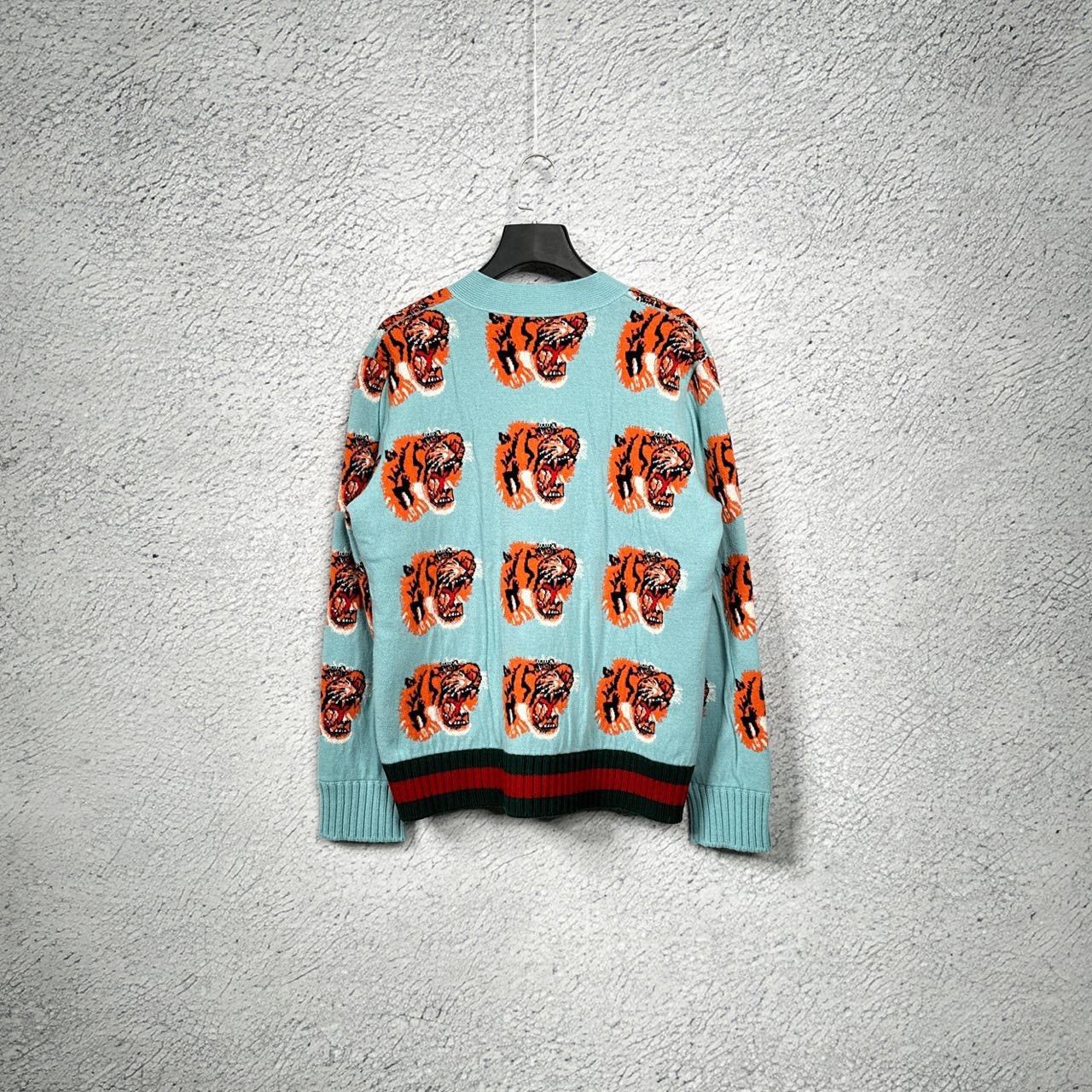 Gucci Gucci Tiger Head Print Knit Cardigan XL Size US XL / EU 56 / 4 - 2 Thumbnail