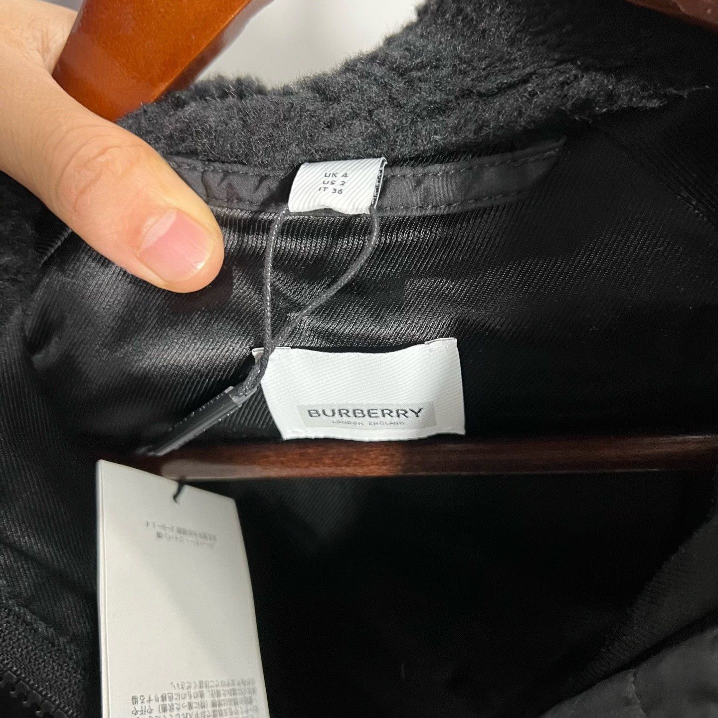 Burberry Burberry Black Jacket L Women Size L / US 10 / IT 46 - 3 Thumbnail