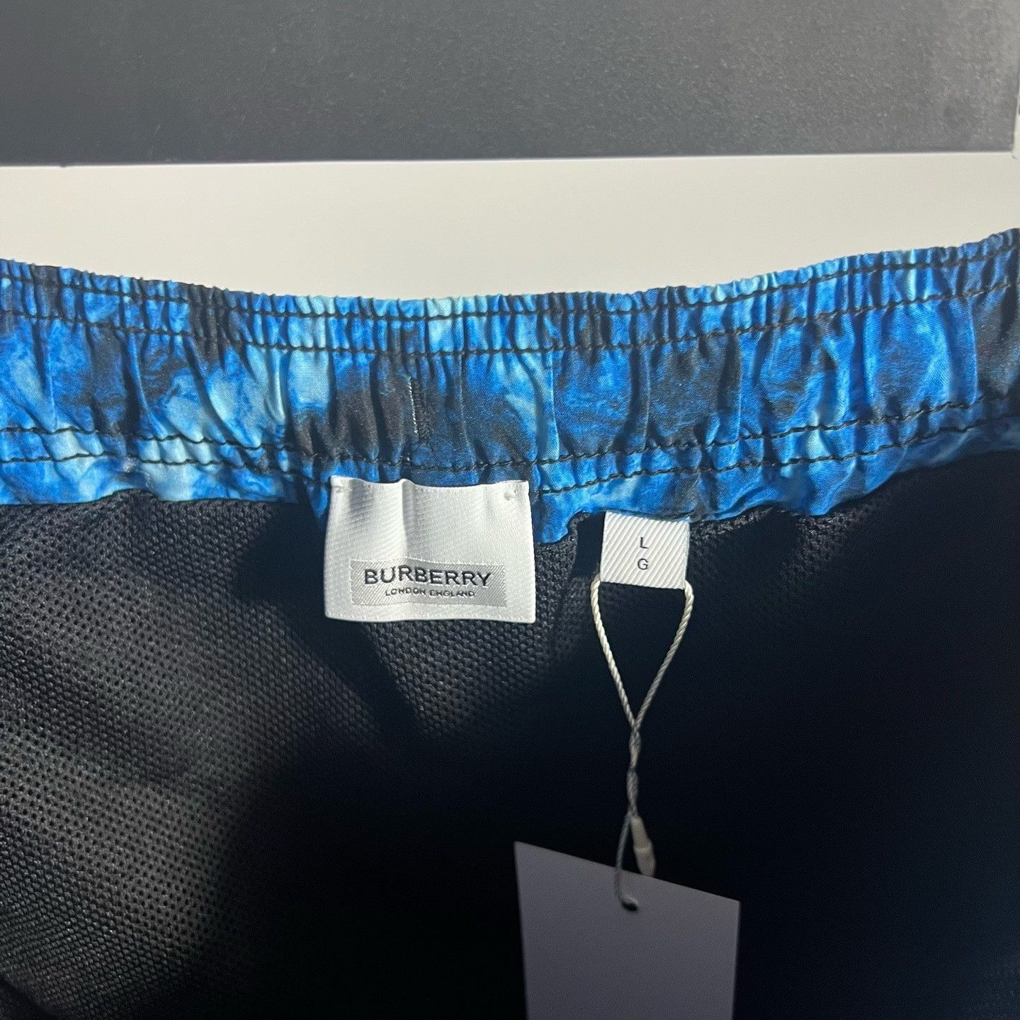 Burberry Burberry Tie-Dye Multi Shorts 34 Men Size US 34 / EU 50 - 3 Thumbnail
