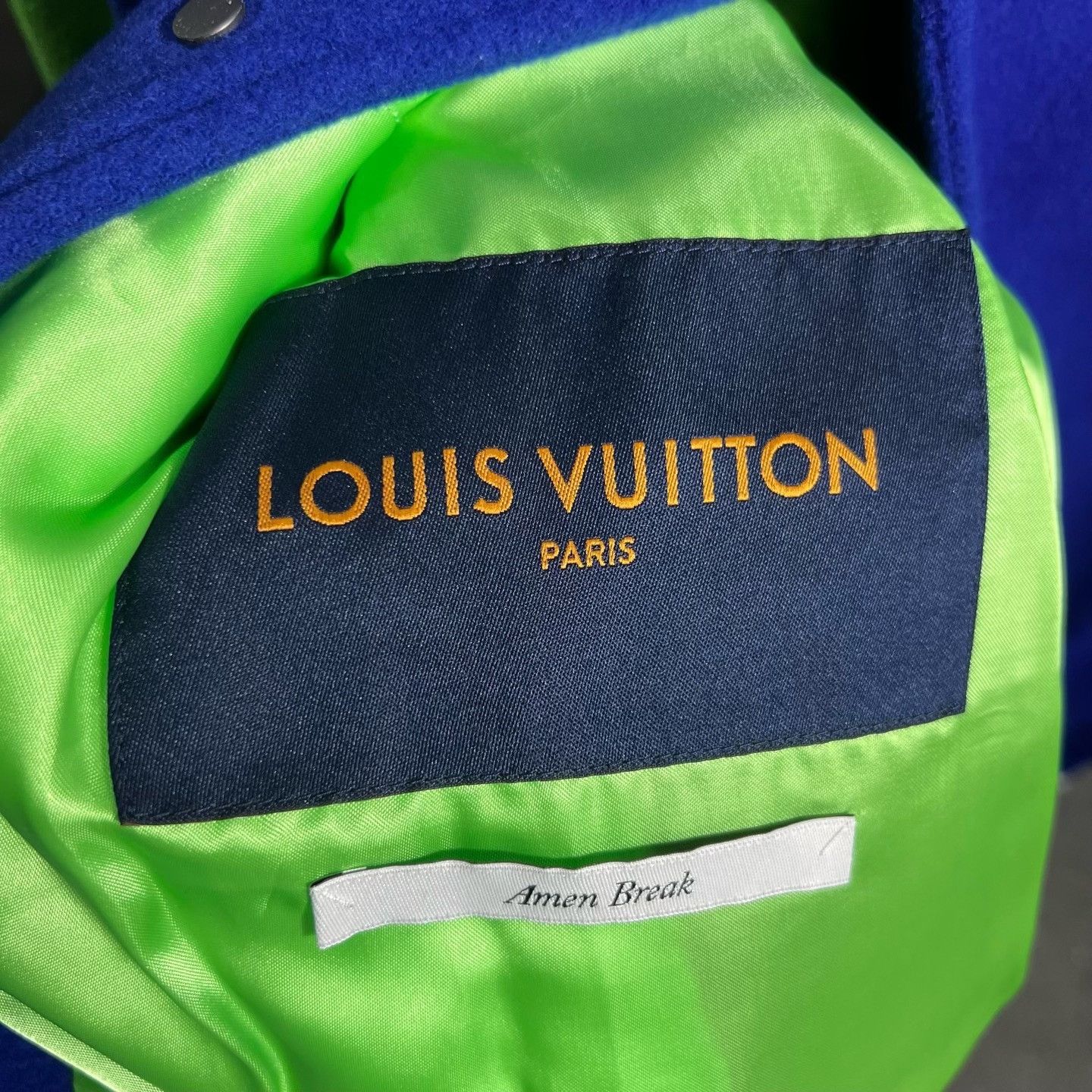 Louis Vuitton Louis Vuitton Tie-Dye Gradient Multi Light Jacket l Men Size US L / EU 52-54 / 3 - 3 Thumbnail