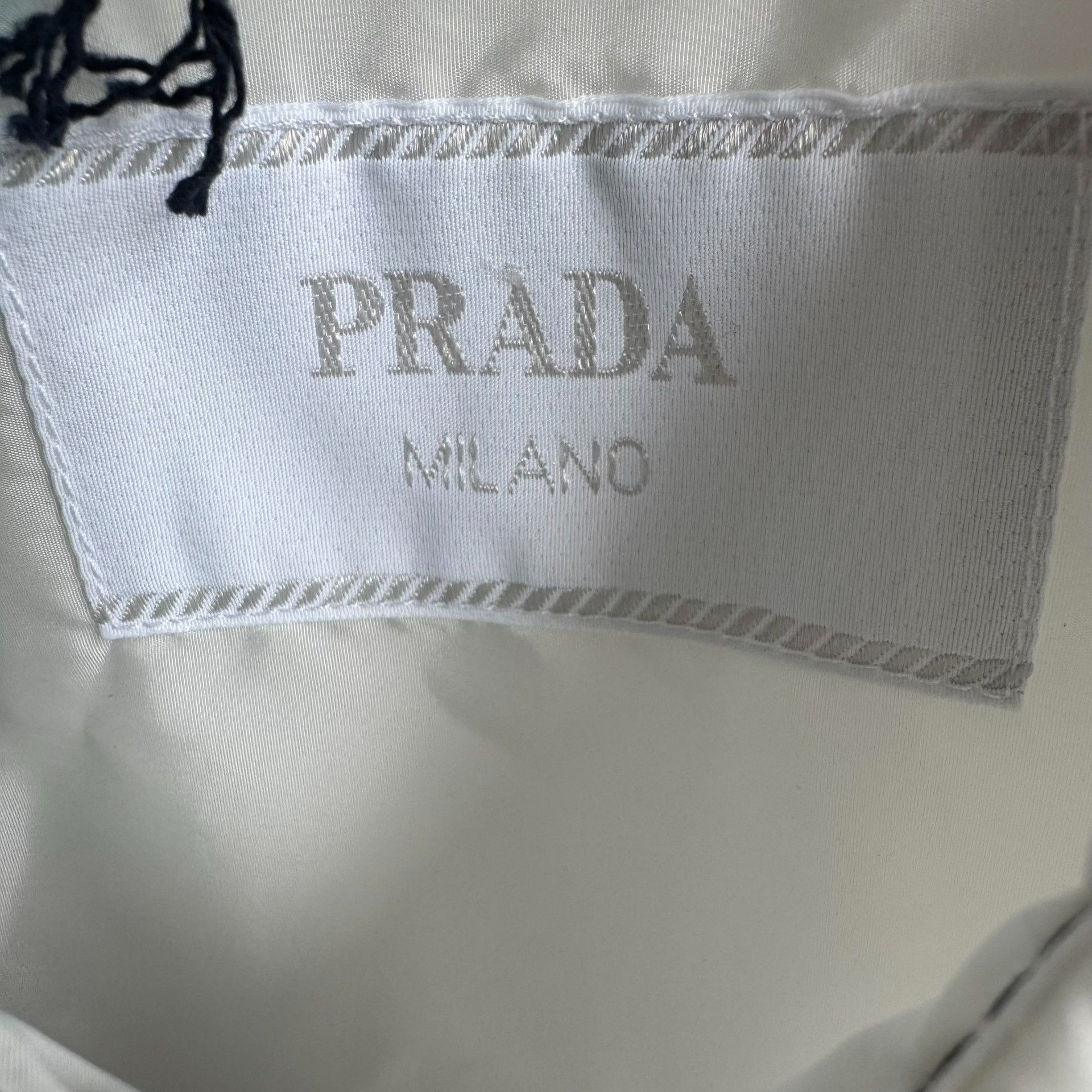 Prada Prada Re-Nylon Triangle Logo Shirt Size L Size US L / EU 52-54 / 3 - 3 Thumbnail