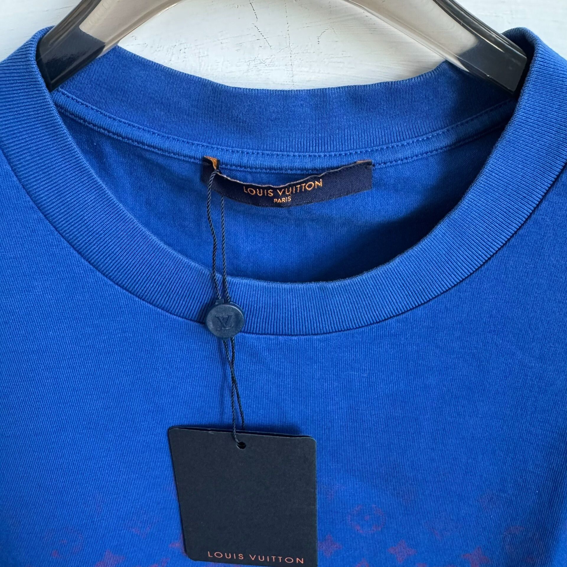 Louis Vuitton Louis Vuitton Gradient Monogram T-Shirt L Size US L / EU 52-54 / 3 - 3 Thumbnail