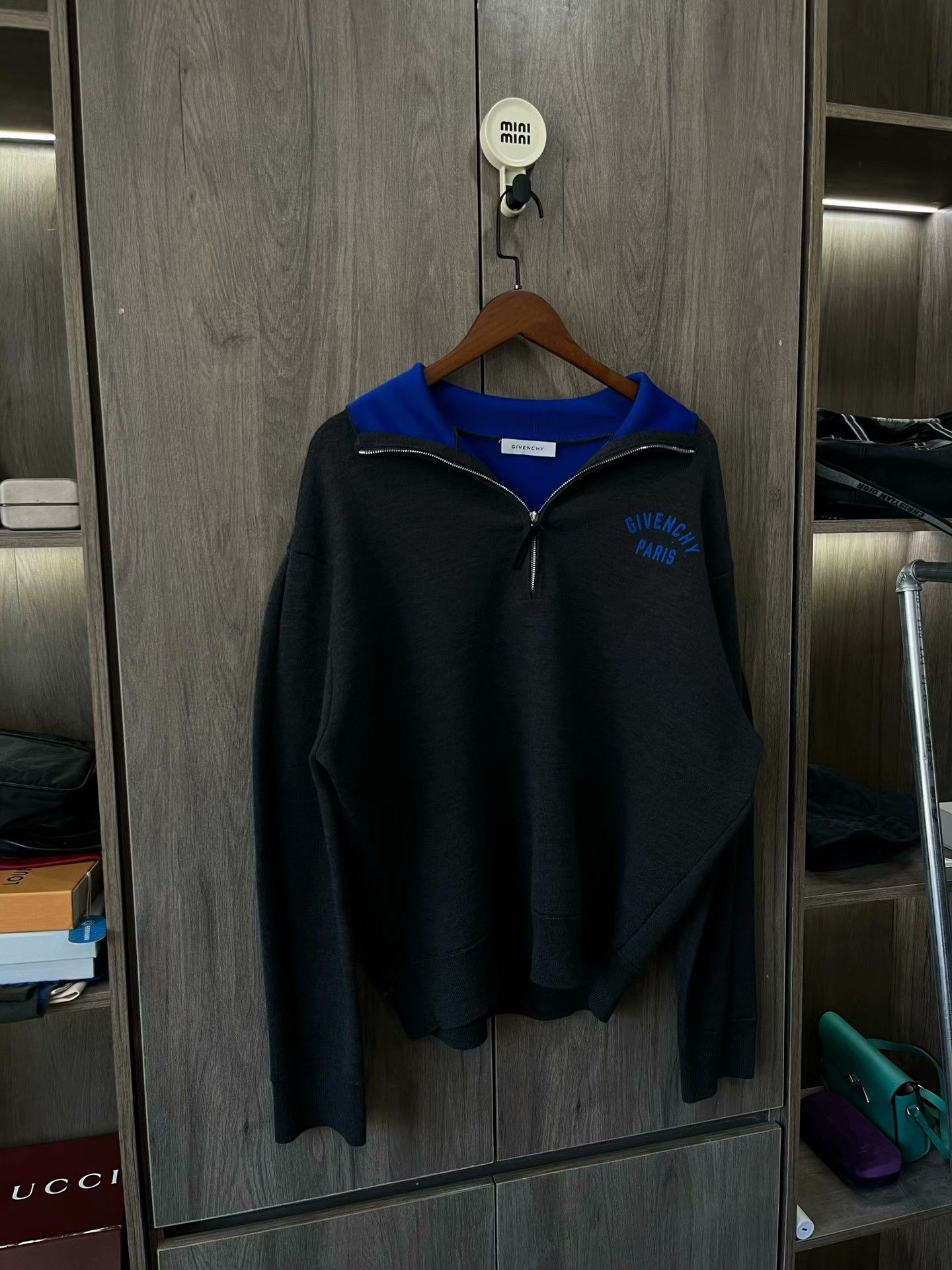 Givenchy Givenchy Logo Half-Zip Knit Sweater Size L Size US L / EU 52-54 / 3 - 5 Thumbnail
