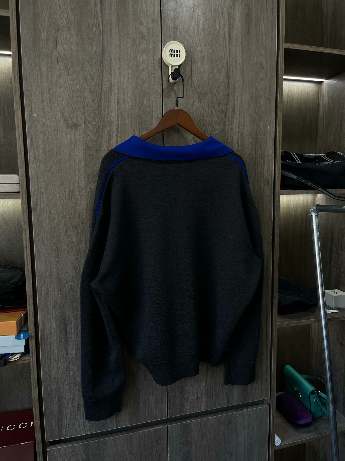 Givenchy Givenchy Logo Half-Zip Knit Sweater Size L Size US L / EU 52-54 / 3 - 8 Thumbnail